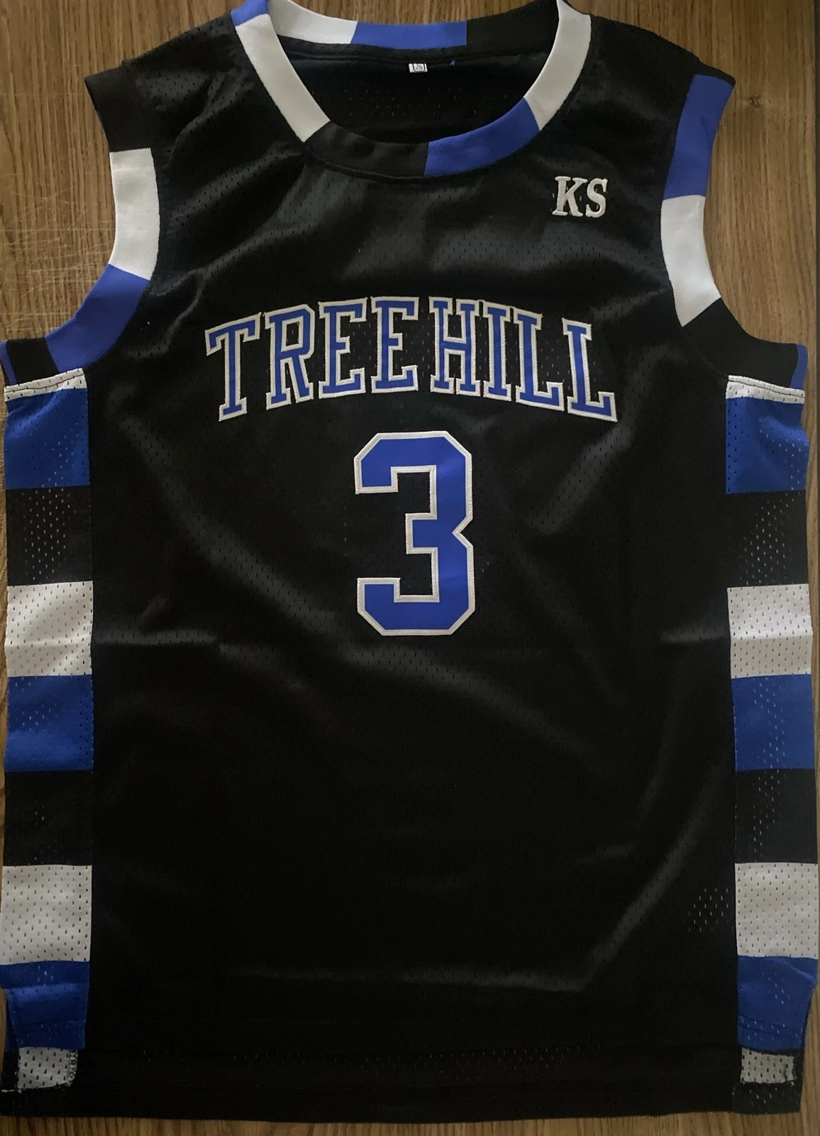 One Tree Hill — Chad Michael Murray ‘One Tree Hill’ Autographed Jersey Lucas Scott #3, image 3