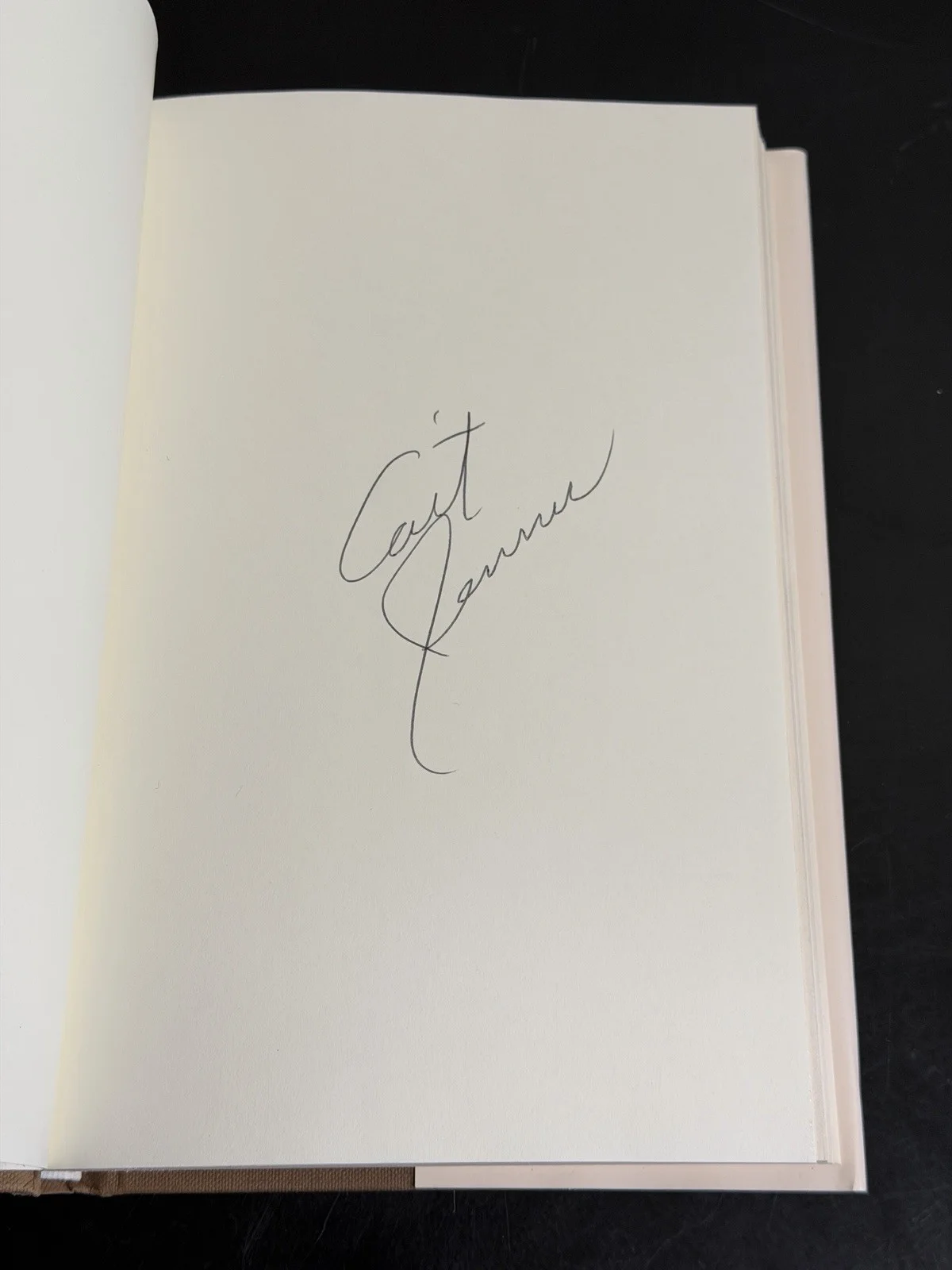 Caitlyn Jenner — Caitlyn Jenner SIGNED Secrets of My Life HC First Printing, изображение 3
