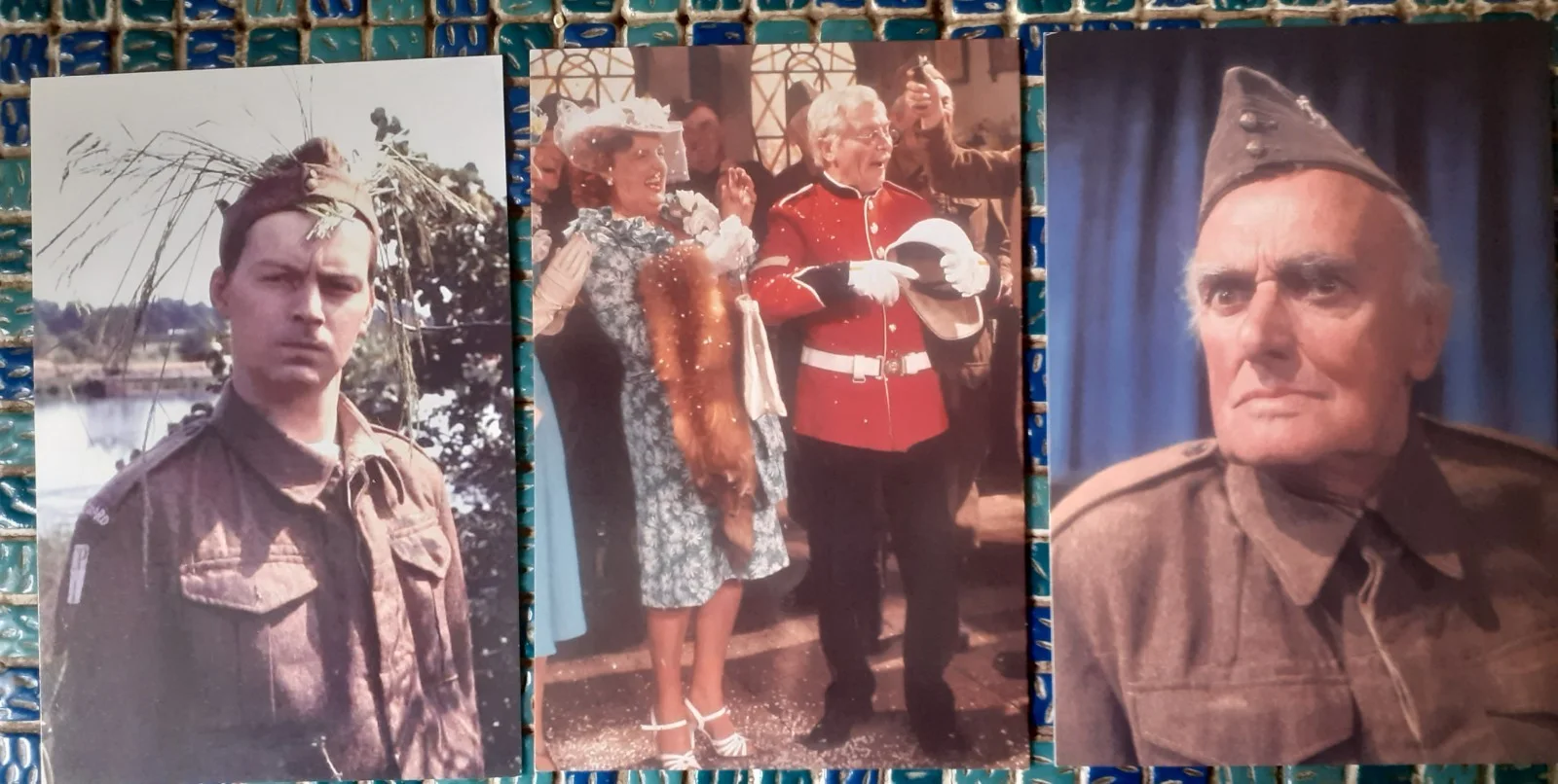 DAD'S ARMY * Cast Autographs (Pre-Printed) + Extras, image 3
