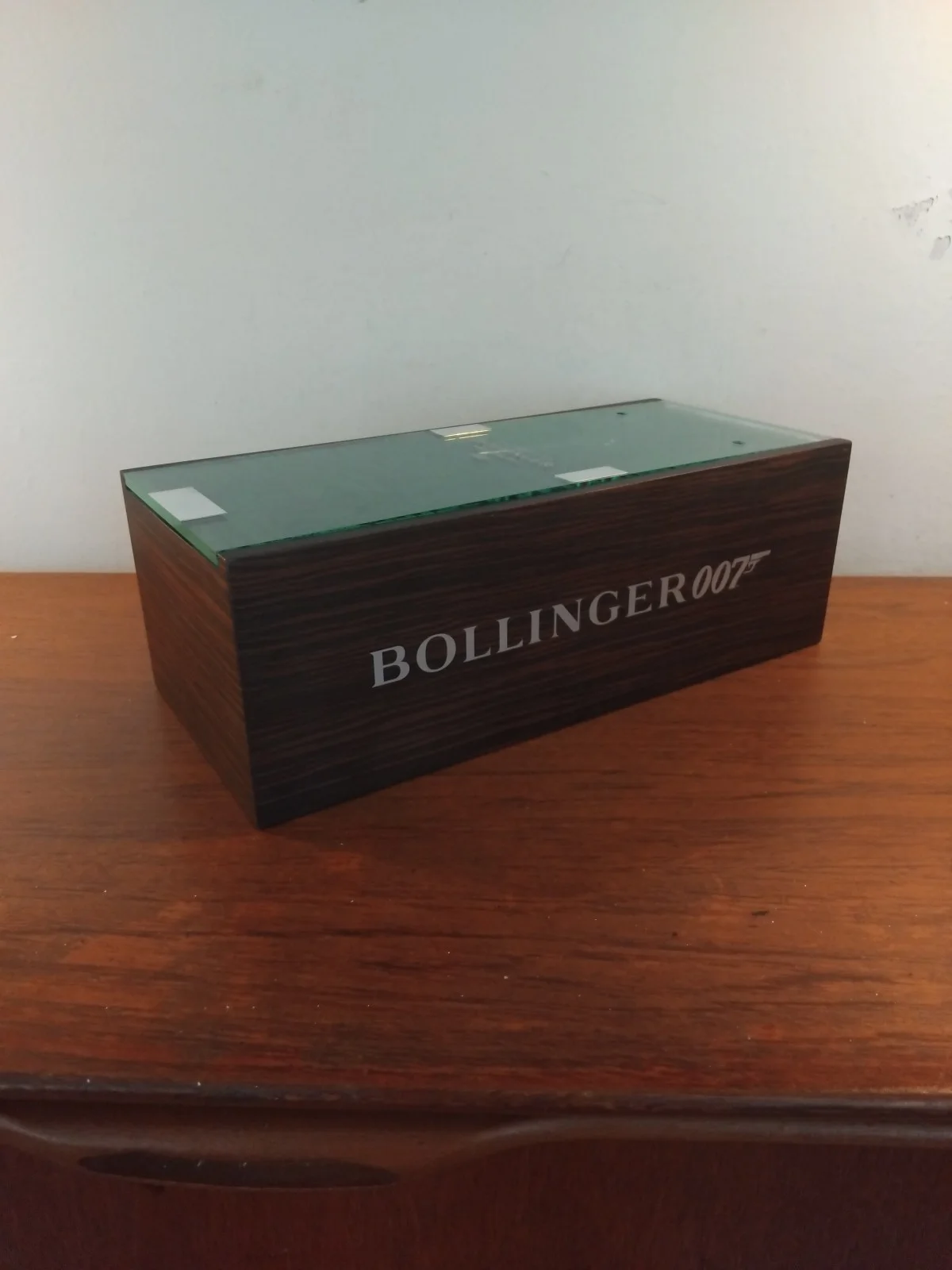 2011 Bollinger James Bond 007 Champagne Limited edition Box EMPTY, image 5