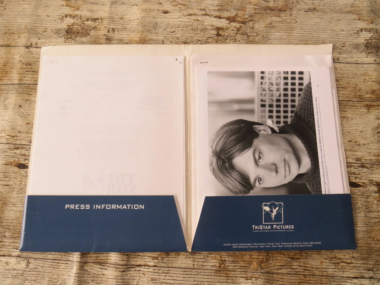 SO I MARRIED AN AXE MURDERER ORIGINAL 1993 FILM PRESS KIT Mike Myers 7 PHOTOS, image 2