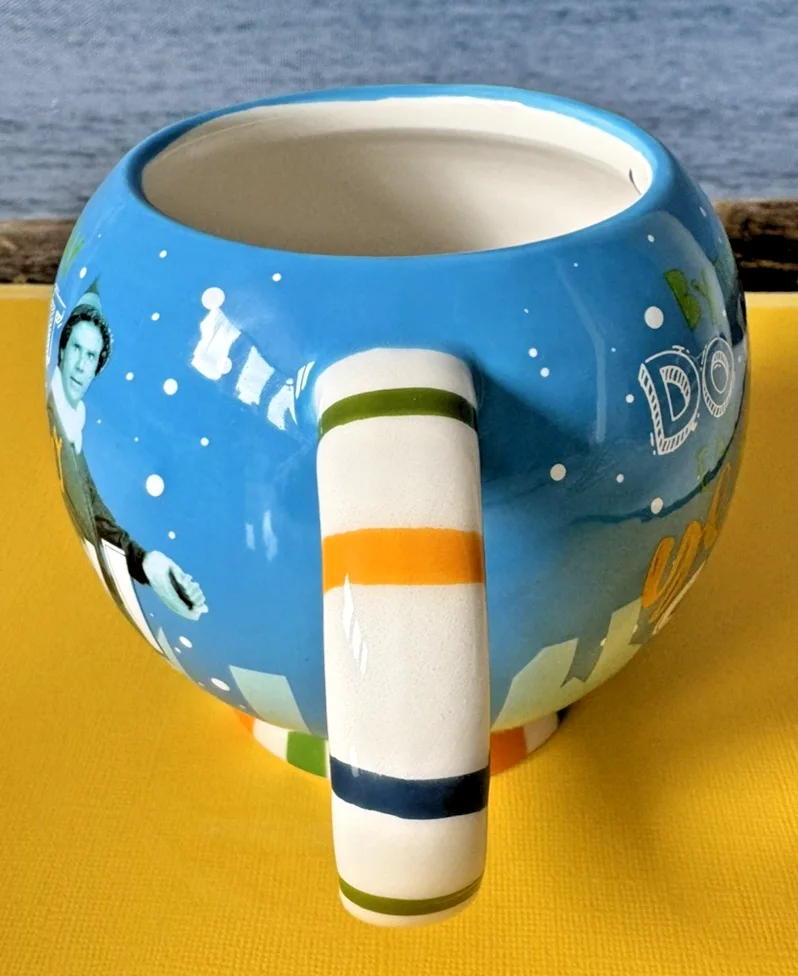Elf The Movie Do Not Eat Yellow Snow Globe Mug NEW Z, изображение 2