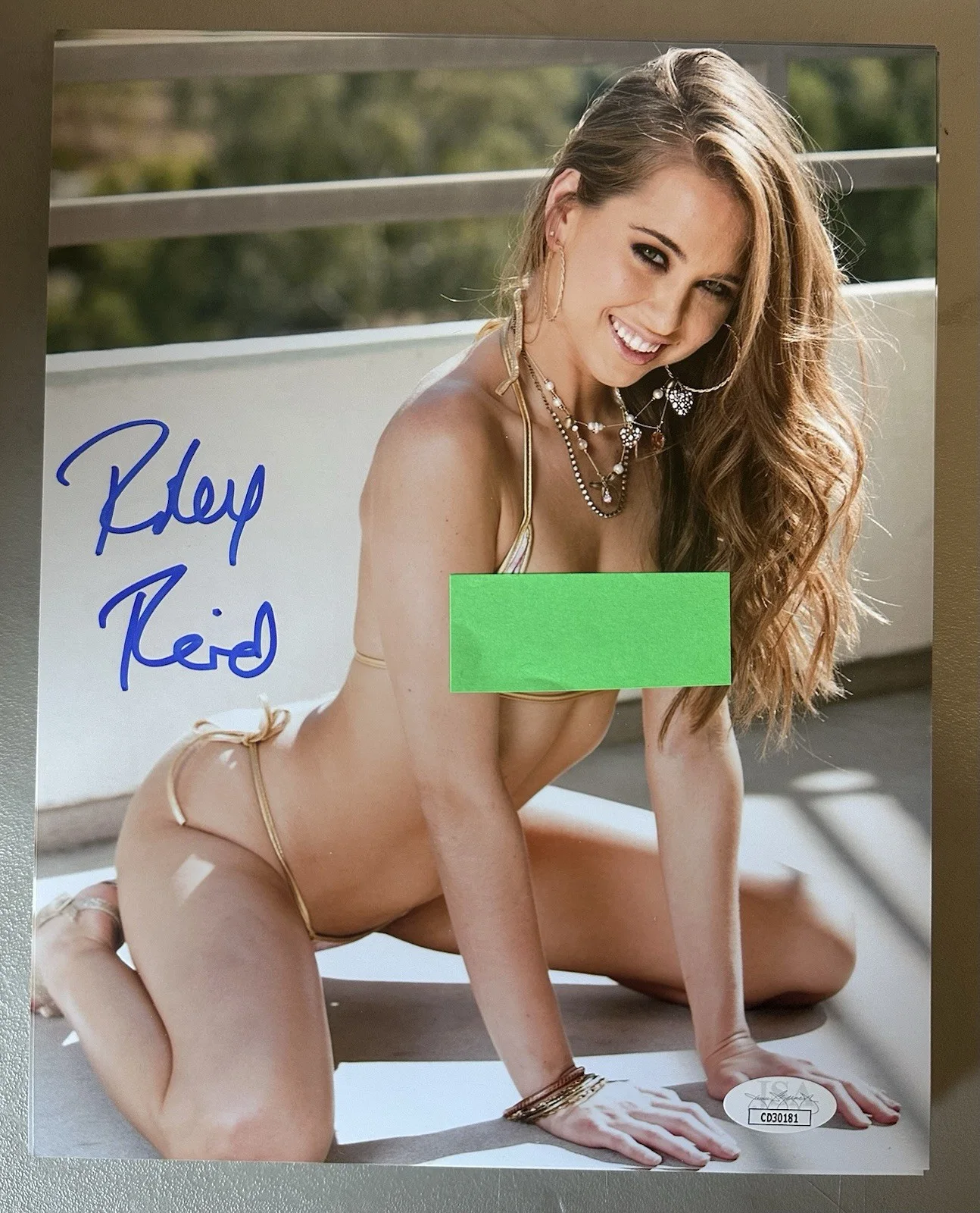 Riley Reid — Riley Reid Signed 8x10 Photo Actress Autographed JSA