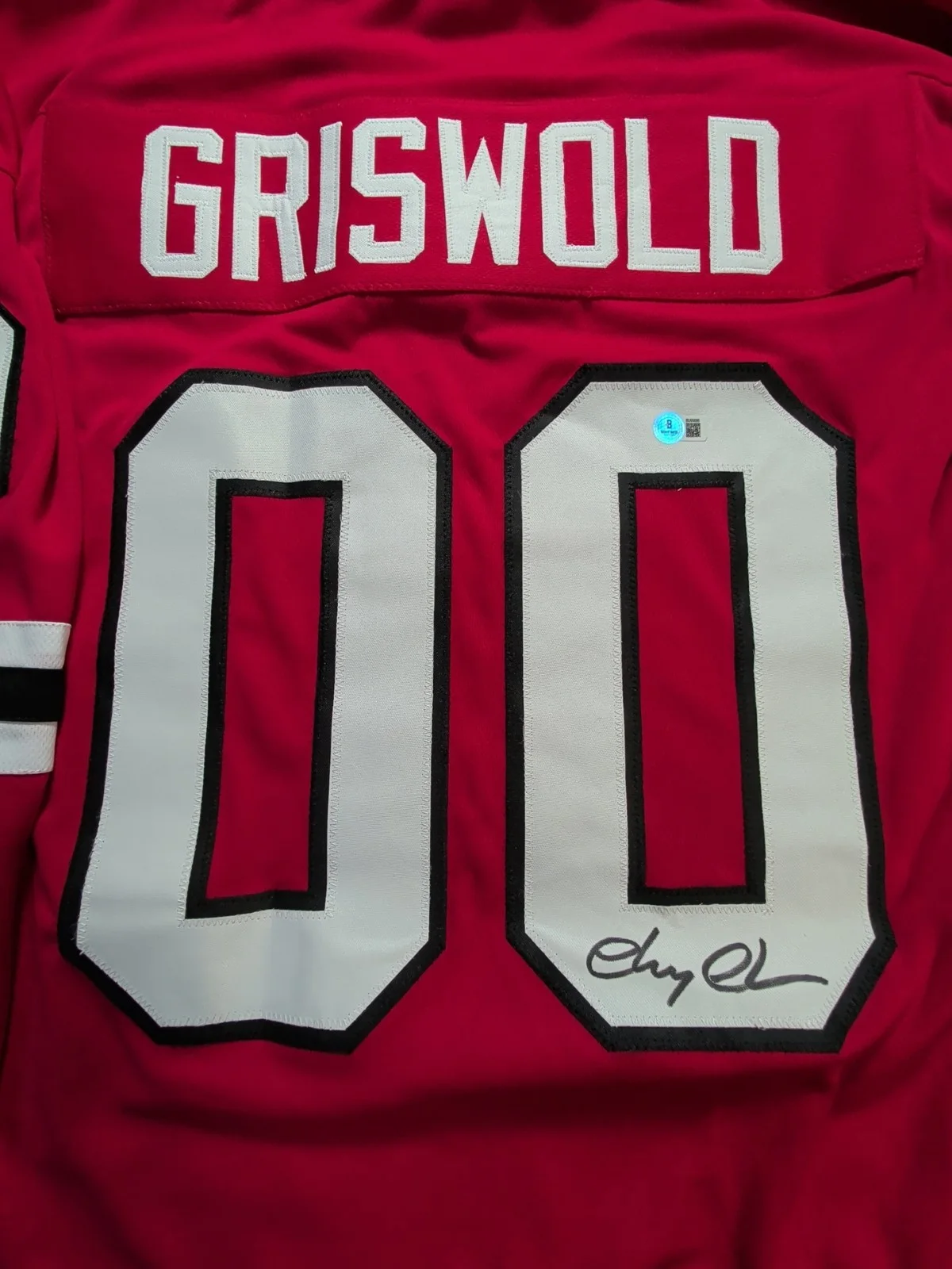 Chevy Chase — Chevy Chase Signed / Autographed Griswold Blackhawks Style Custom Jersey Beckett, изображение 2
