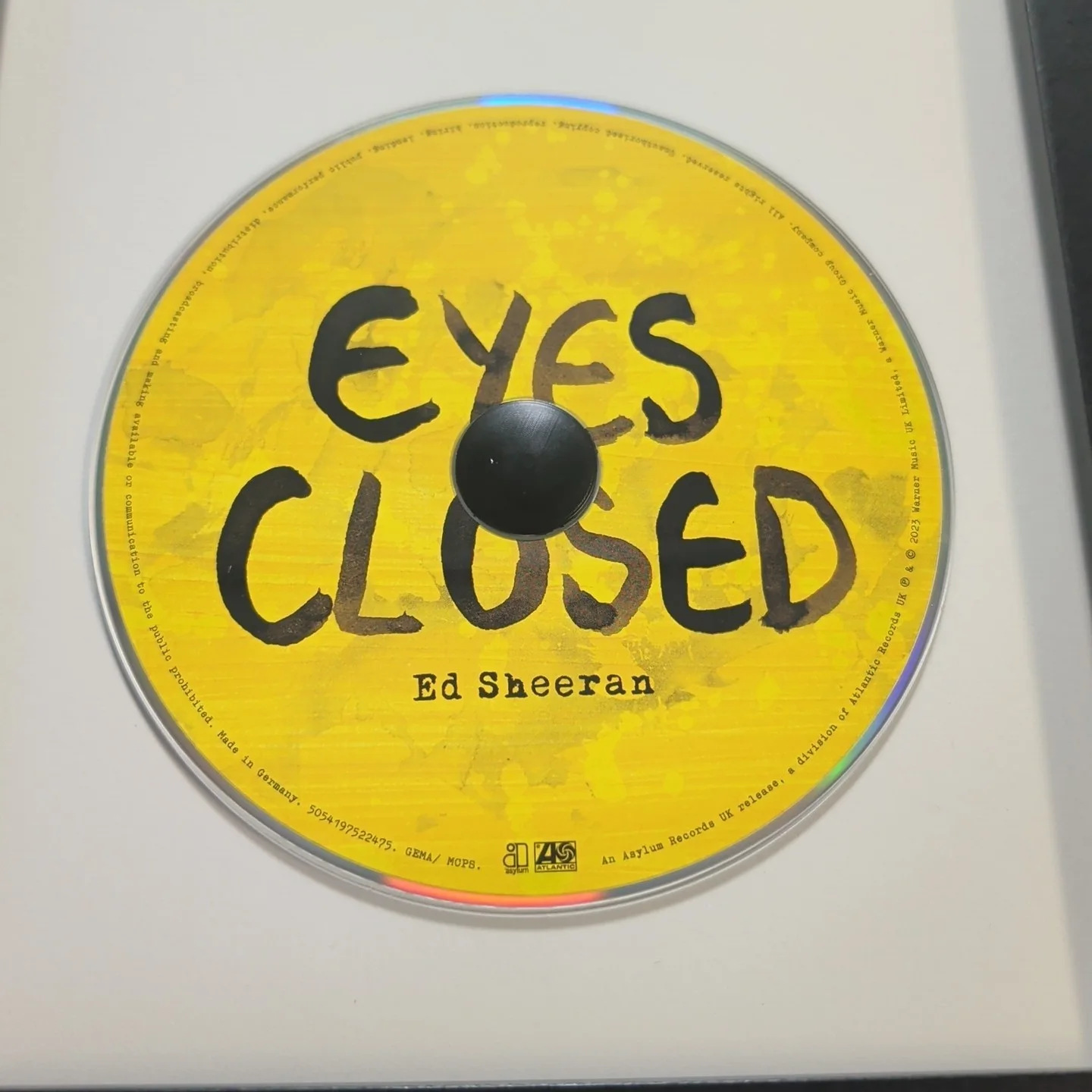 Framed Ed Sheeran Signed Autographed Eyes Closed Insert + CD - JSA COA, image 4