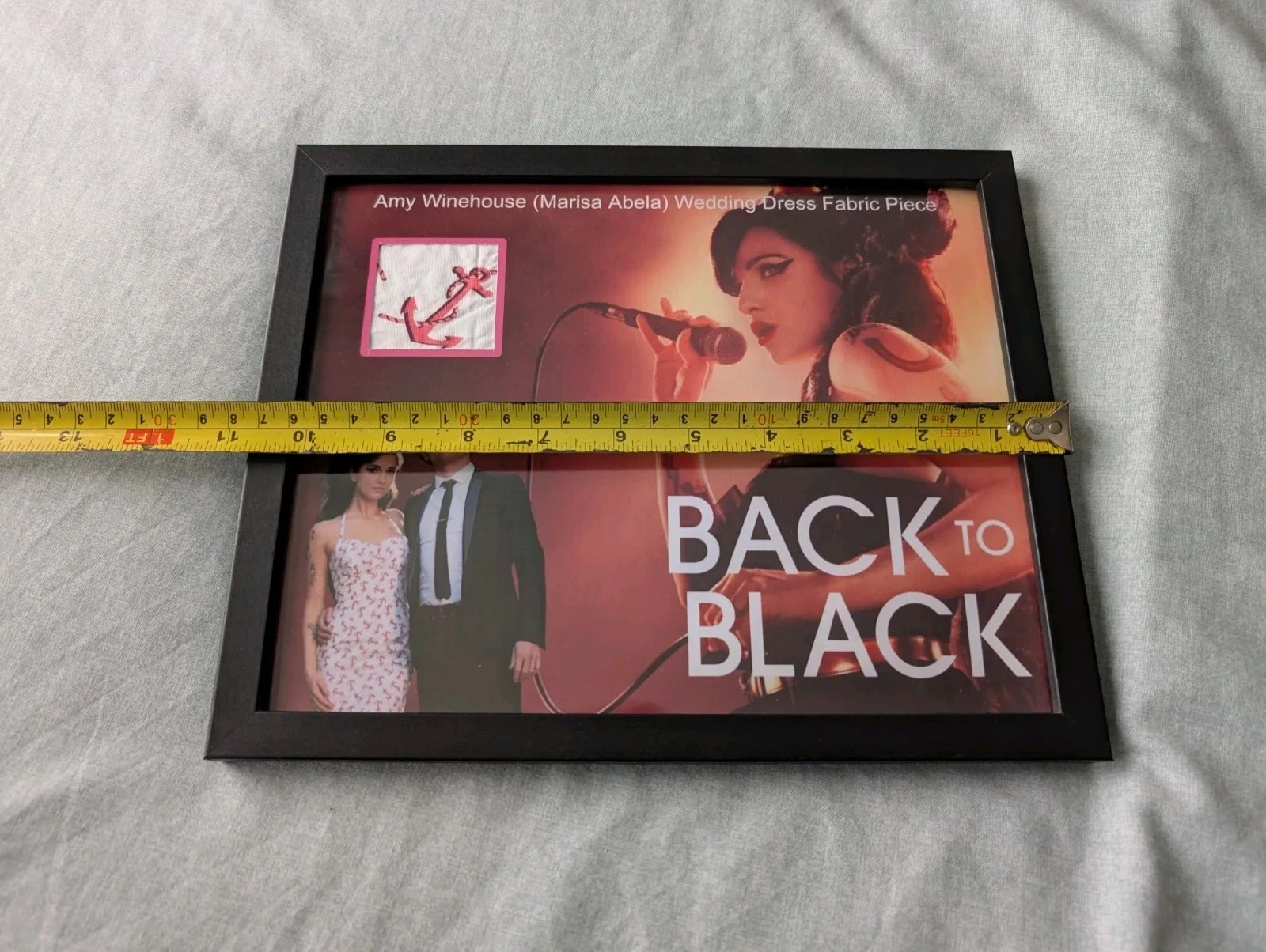 Back To Black Movie Prop Film TV Screen COA Worn Used Rare Amy Winehouse, изображение 3
