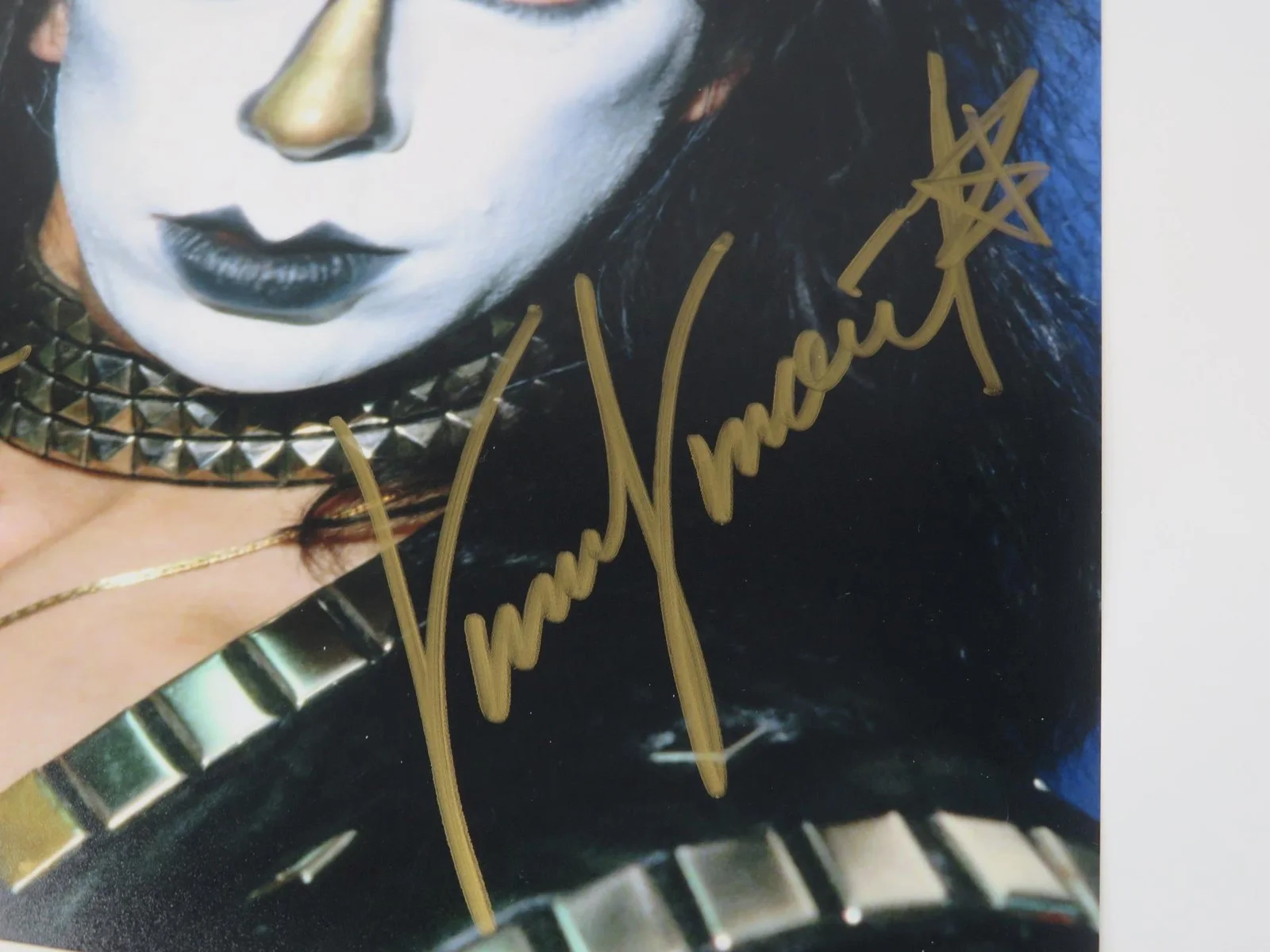 Vinnie Vincent KISS Signed Autograph Auto 11x14 Photo JSA, image 2