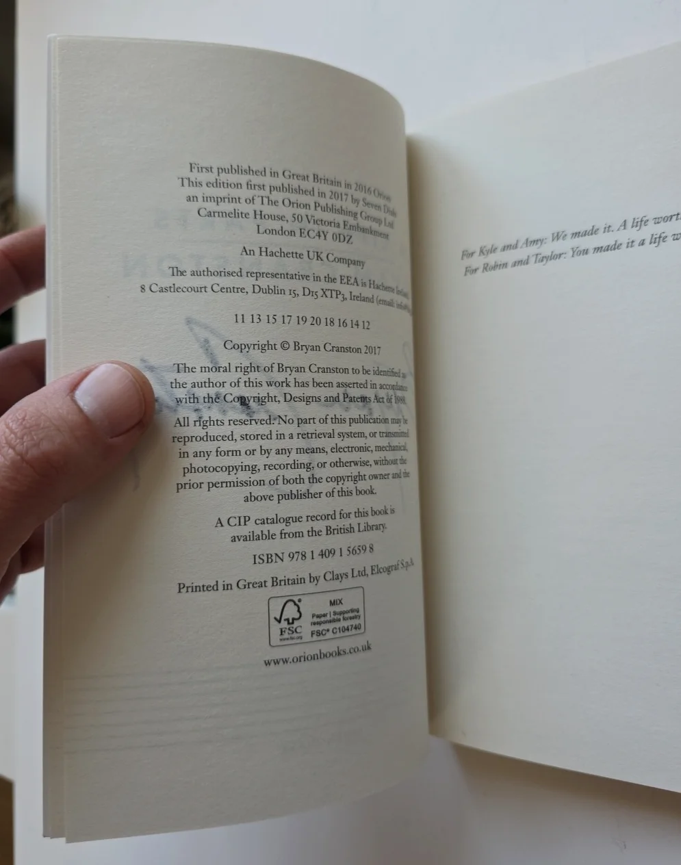 Bryan Cranston — A Life in Parts SIGNED by Bryan Cranston Autographed Paperback Book 2017, изображение 3