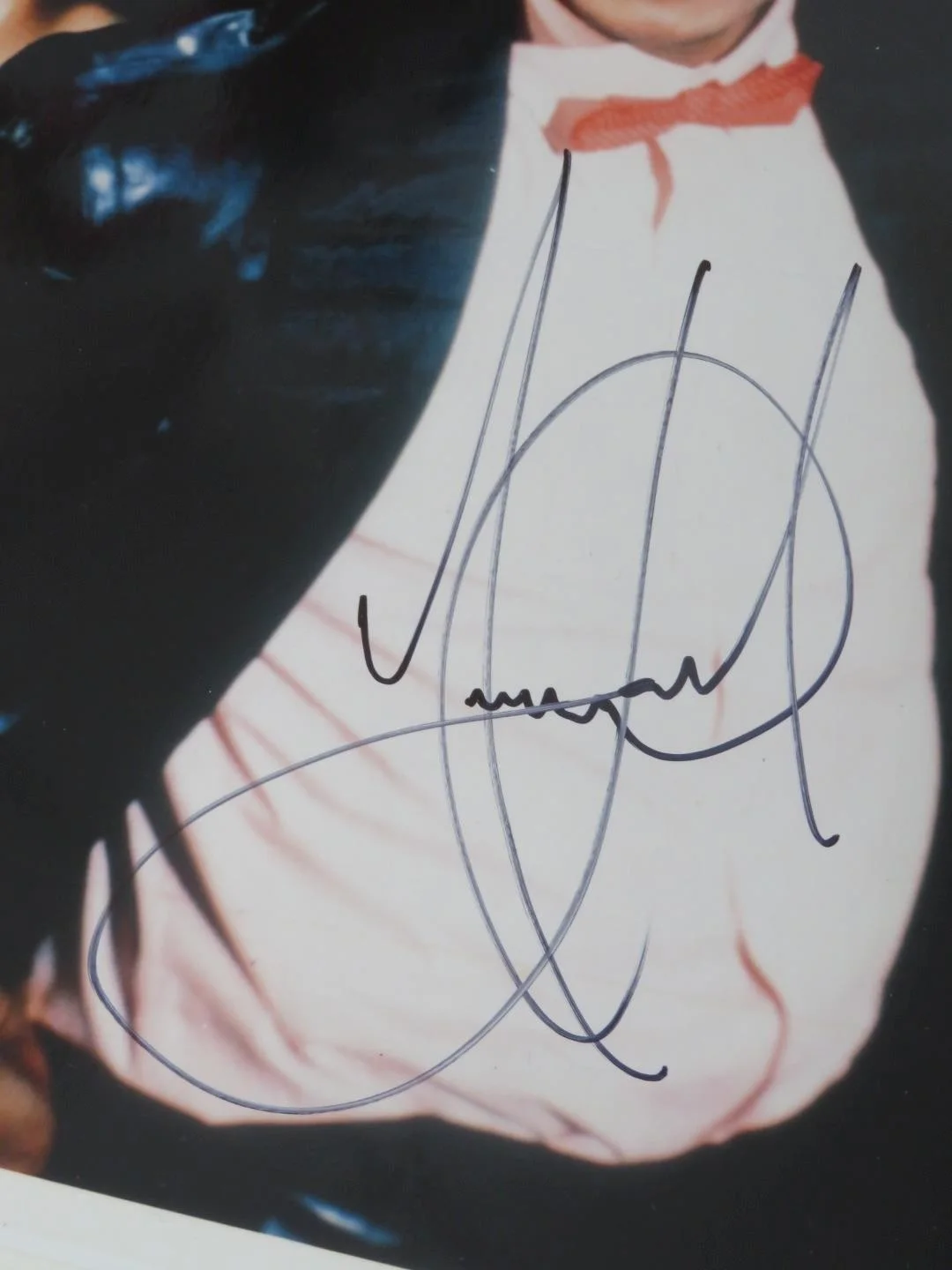 MICHAEL JACKSON Signed Autograph Auto 11x14 Photo JSA BAS, image 2