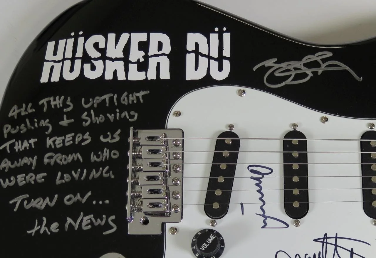 Bob Mould HUSKER DU Signed Autograph Auto Guitar by All 3 Members JSA, image 4
