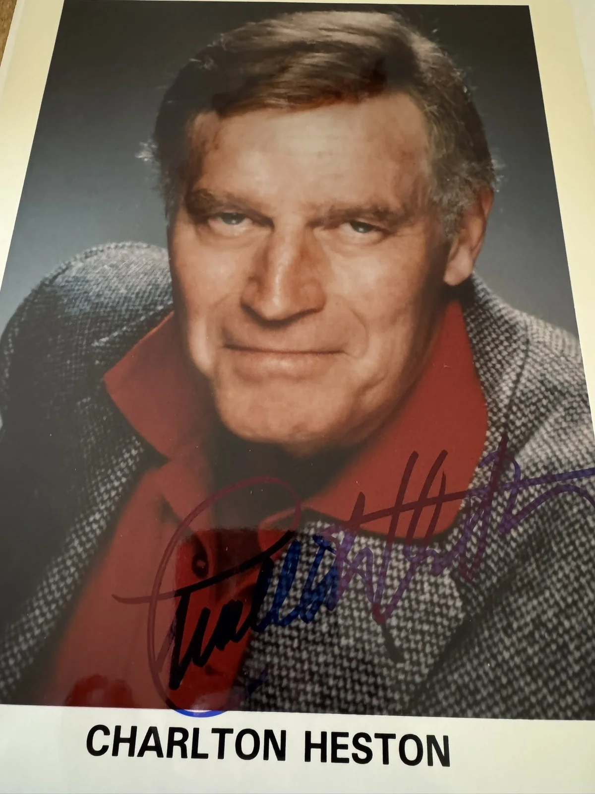 Charlton Heston — Charlton Heston Hand Signed/Autographed Color Photo 8 x 10- Blue Marker, image 2