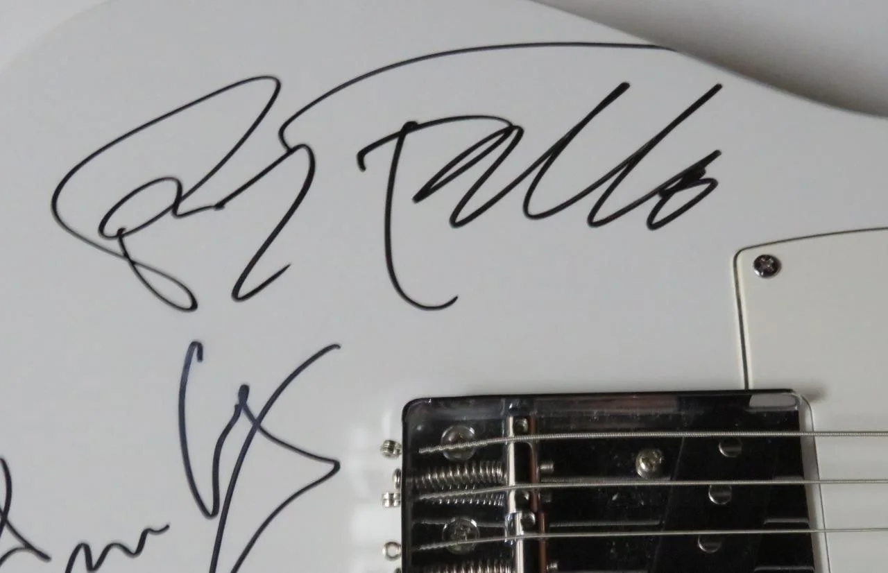 Perry Farrell JANE'S ADDICTION Signed Autograph Auto Guitar by All 4 JSA BAS, image 4