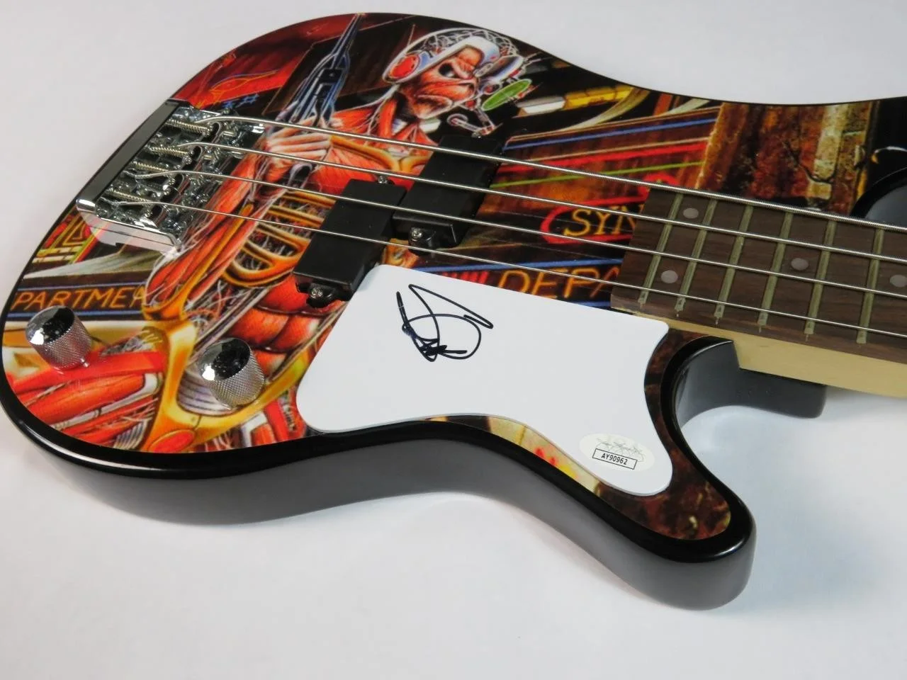Steve Harris IRON MAIDEN Signed Autograph Auto Bass Guitar JSA, image 5