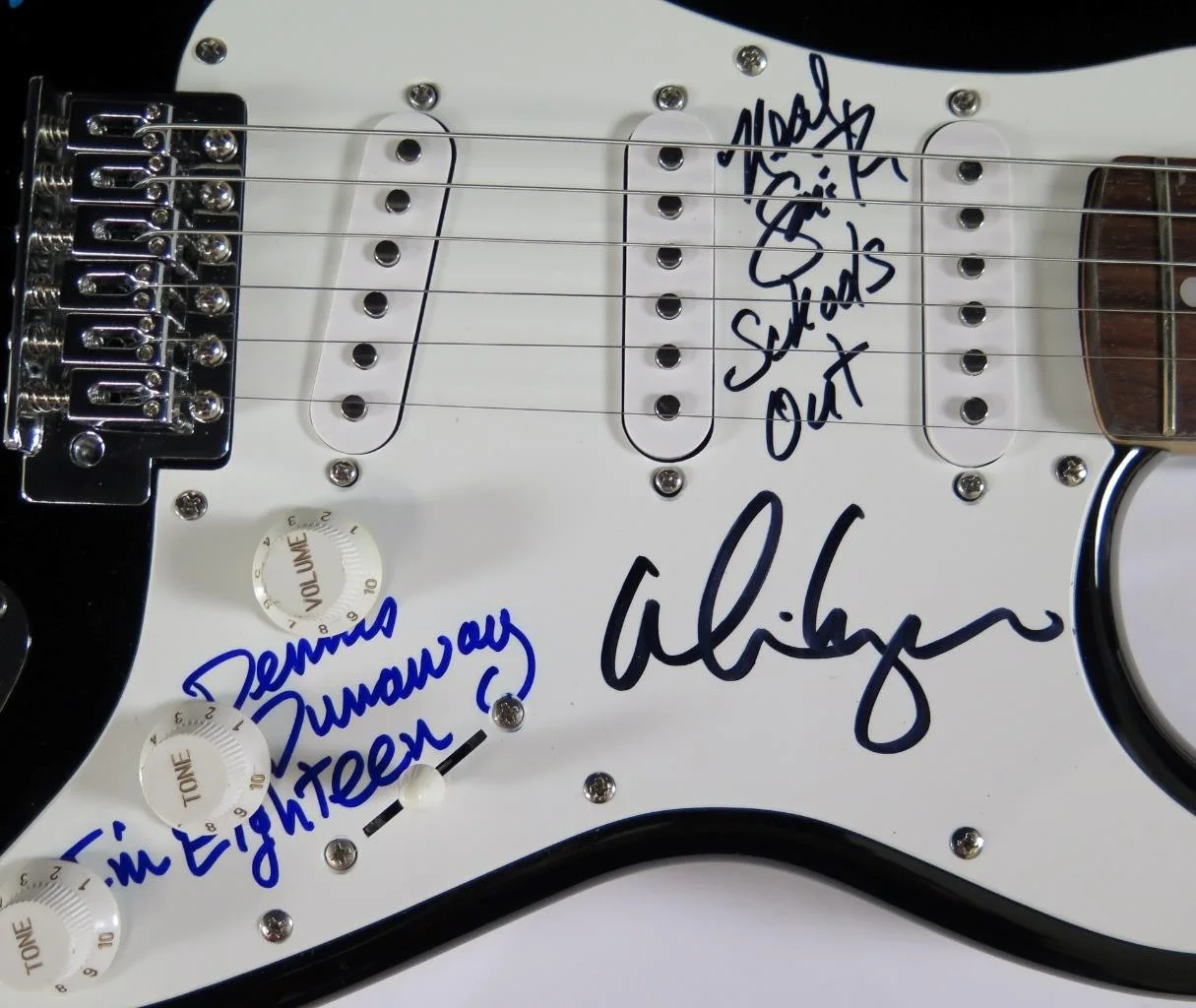 ALICE COOPER GROUP Signed Autograph Auto Guitar by All 4 Members JSA, image 3