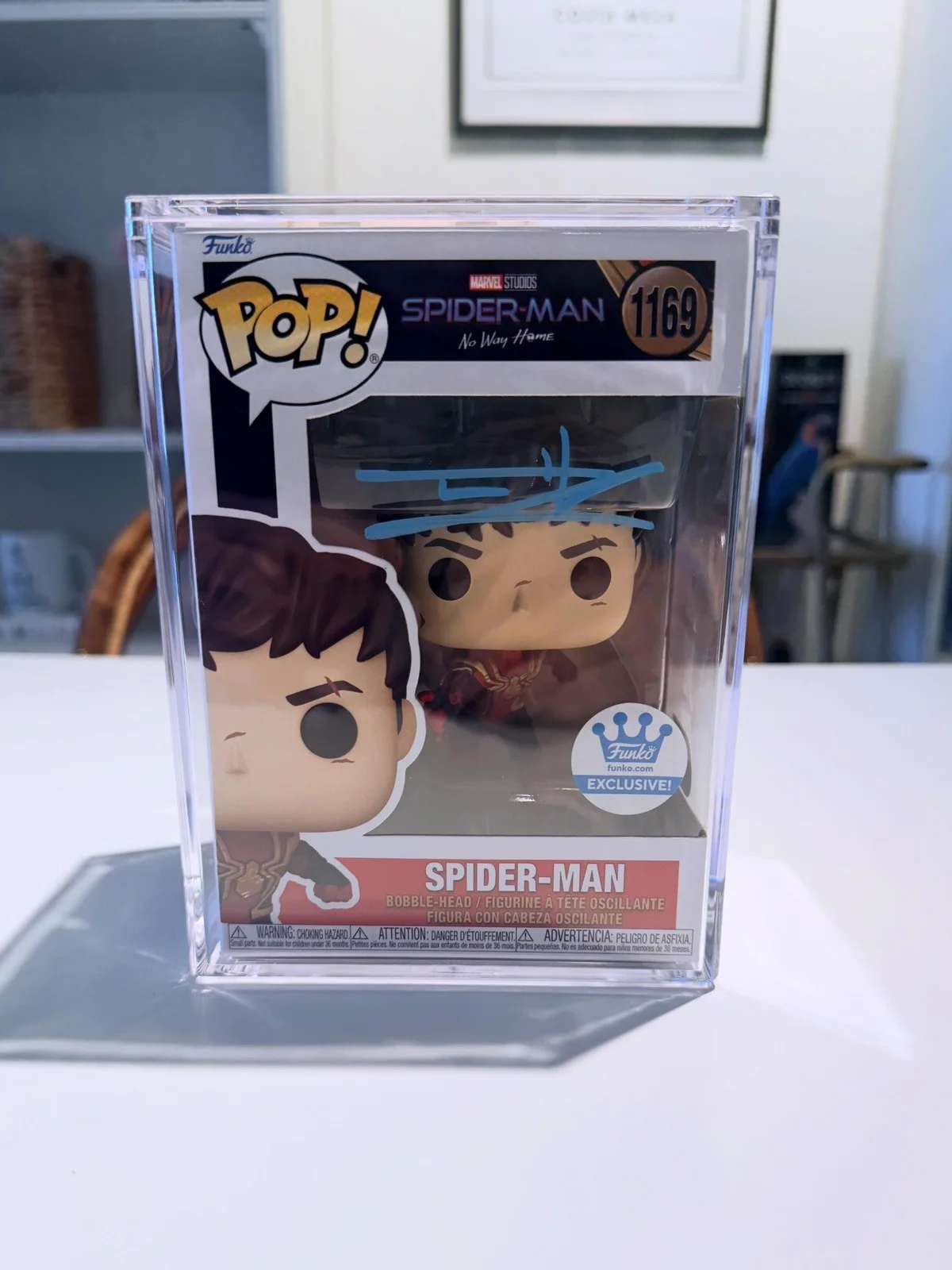 Tom Holland — Tom Holland Signed Spider-Man No Way Home Funko Pop 1169 SWAU COA Marvel