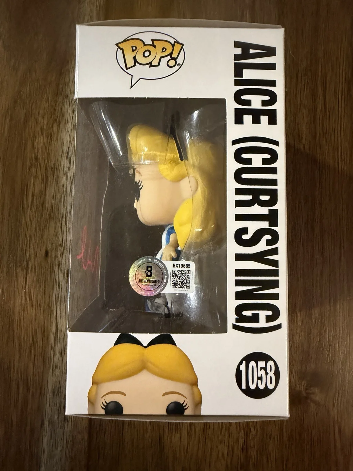 Mia Wasikowska ‘Alice In Wonderland’ Signed Funko Pop ‘Alice’ Beckett, изображение 2