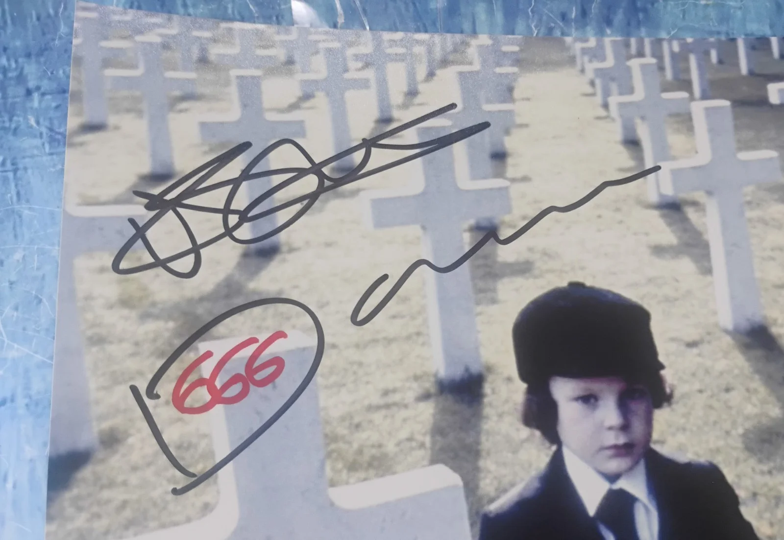Harvey Stephens Hand Signed 8x10 Photo JSA COA The Omen NO US TARIFFS, image 3