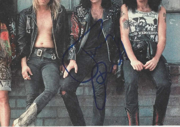 Jizzy Pearl of LOVE/HATE band hand SIGNED Mag Pinup Photo #4 COA Autographed, изображение 2