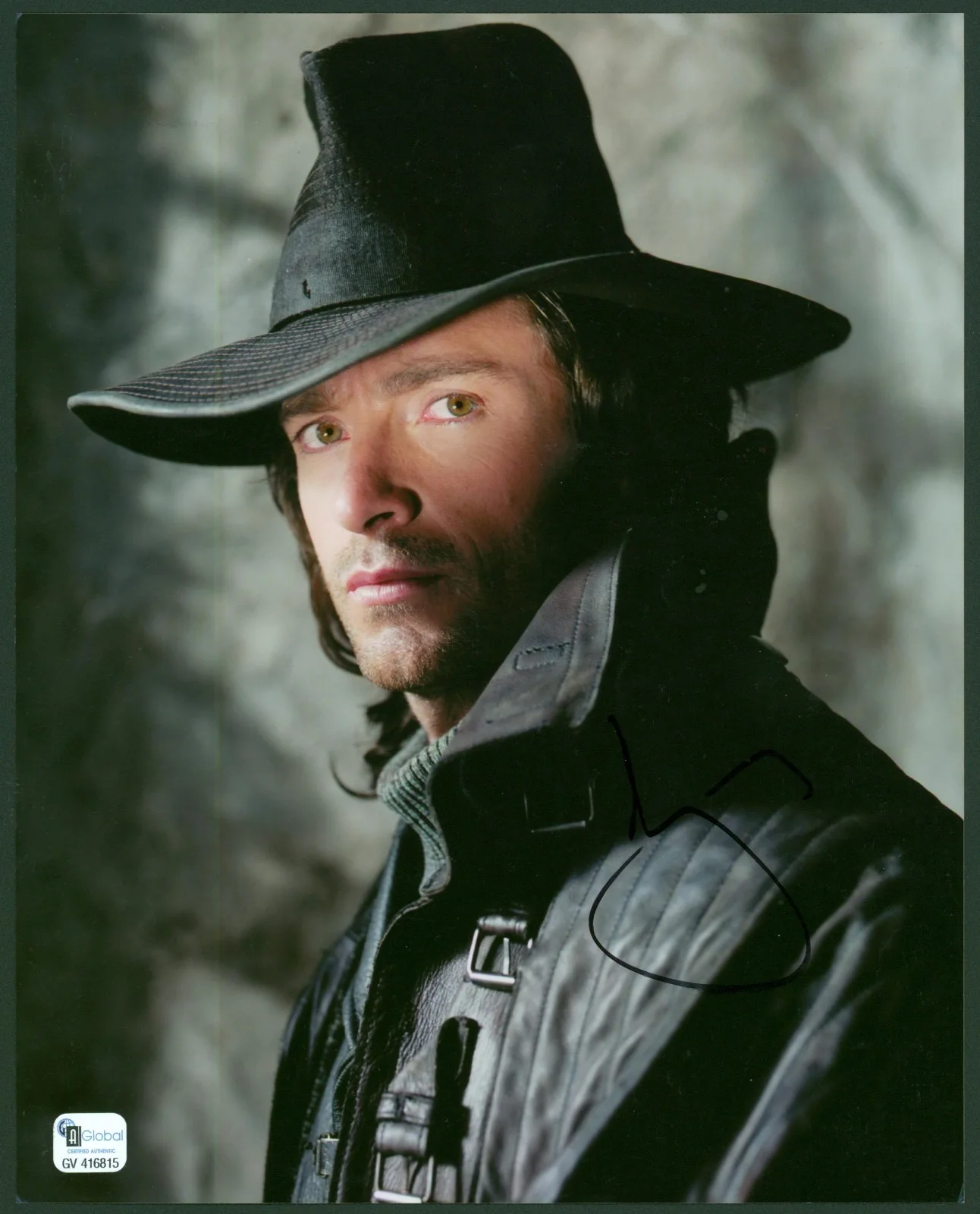 Hugh Jackman — HUGH JACKMAN Signed 8x10 Gabriel VAN HELSING Movie Portrait Image Photo GA