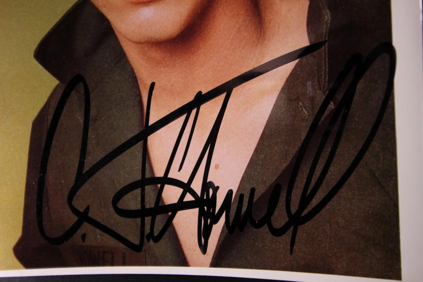 C. Thomas Howell — C. THOMAS HOWELL (OUTSIDERS~THE HITCHER~RED DAWN) AUTOGRAPH PHOTO~, изображение 2