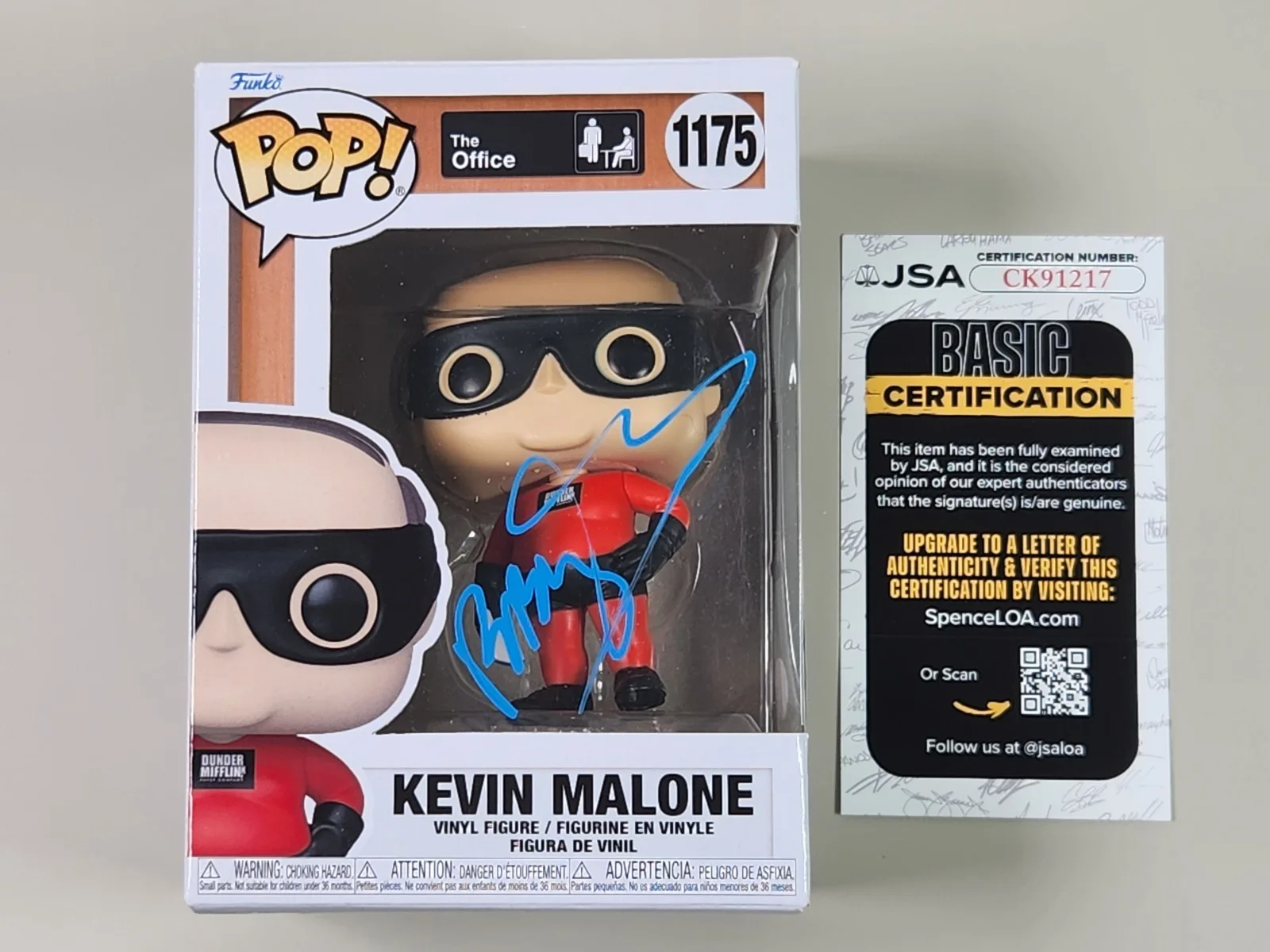 Brian Baumgartner — JSA Brian Baumgartner Signed Kevin Malone Funko POP! 1175 The Office Superhero, изображение 2