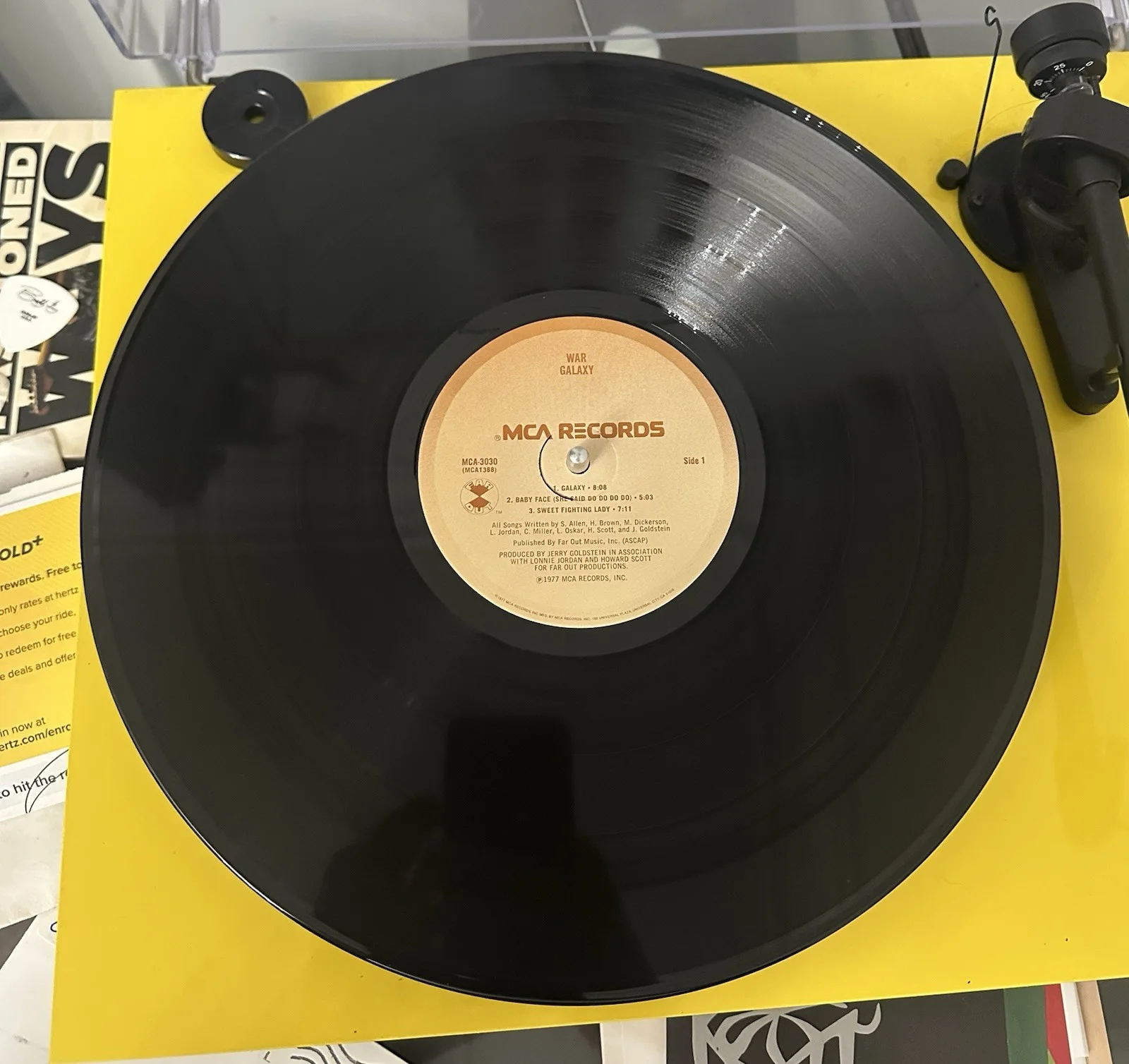 War "Galaxy" SIGNED FULL BAND (7 Members) + COA - 1977 Original Press VG+, image 5