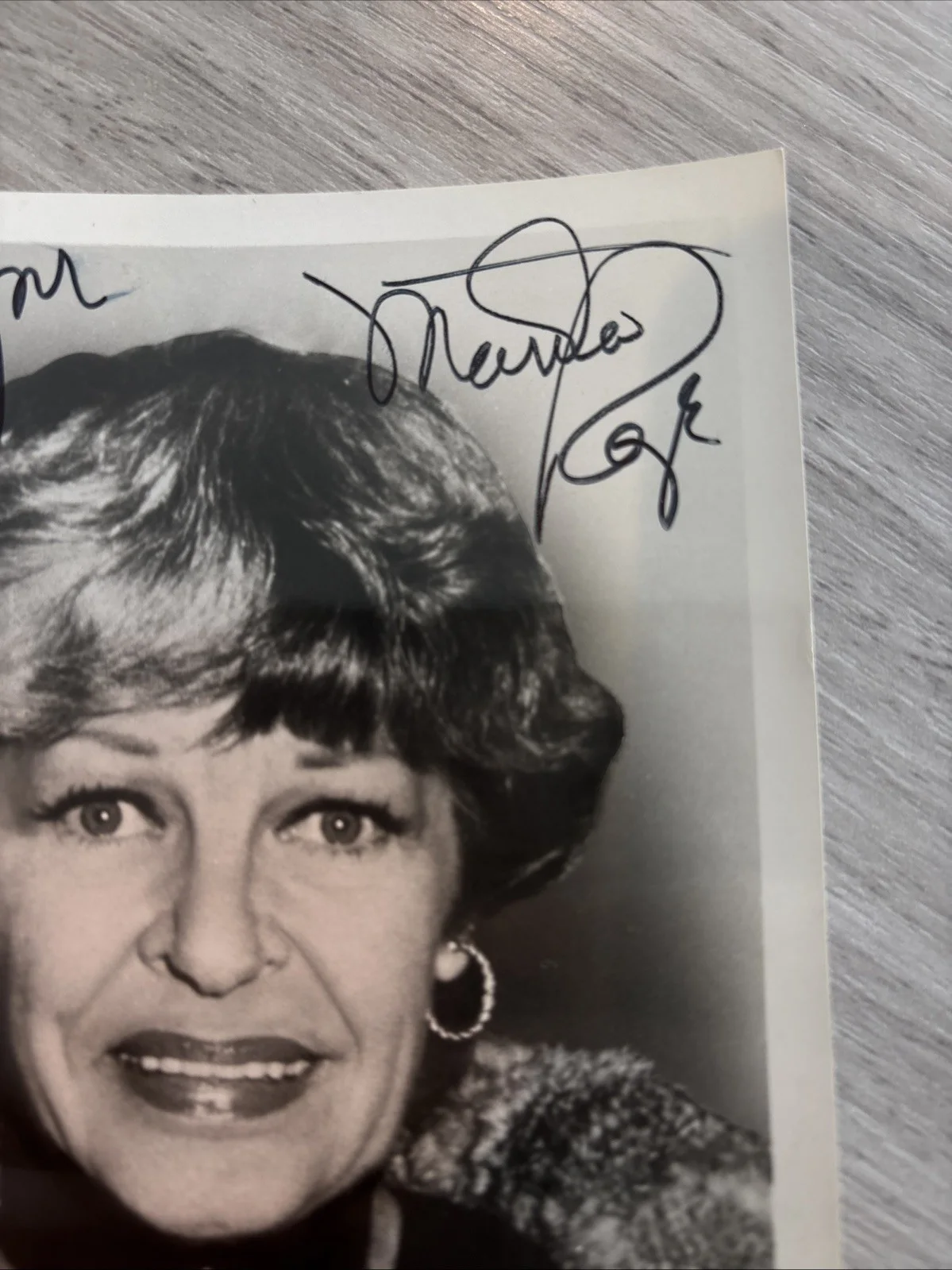 Martha Raye- Signed 5” X 7” Vintage Photograph Black & White, изображение 2