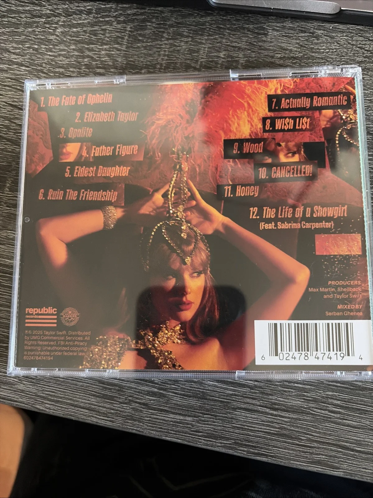 The Life Of A Showgirl CD w/ Hand Signed Photo 4 IN HAND & READY TO SHIP, изображение 4