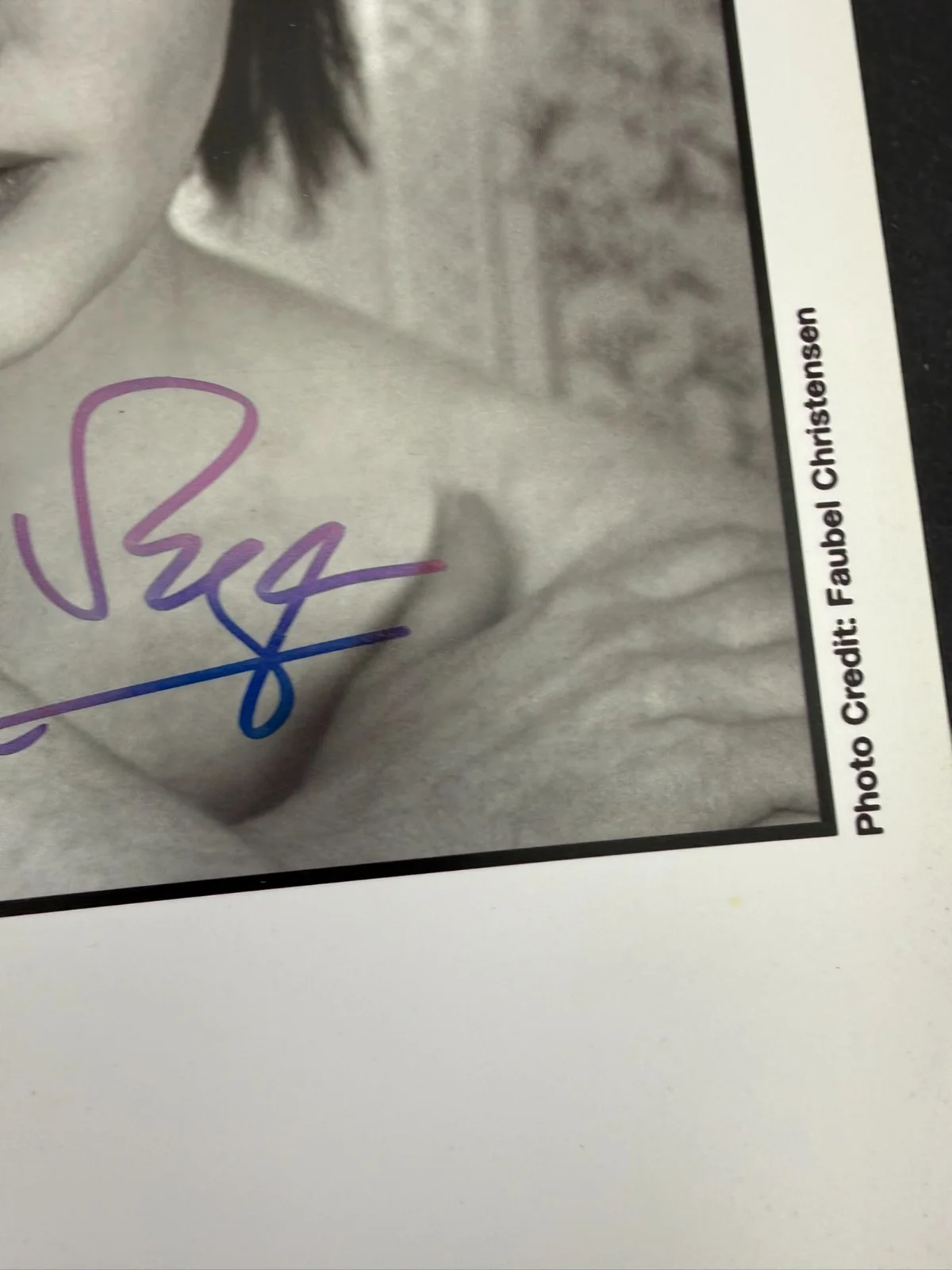 NO COA Suzanne Vega Signed 8.5x10 Photo, изображение 4