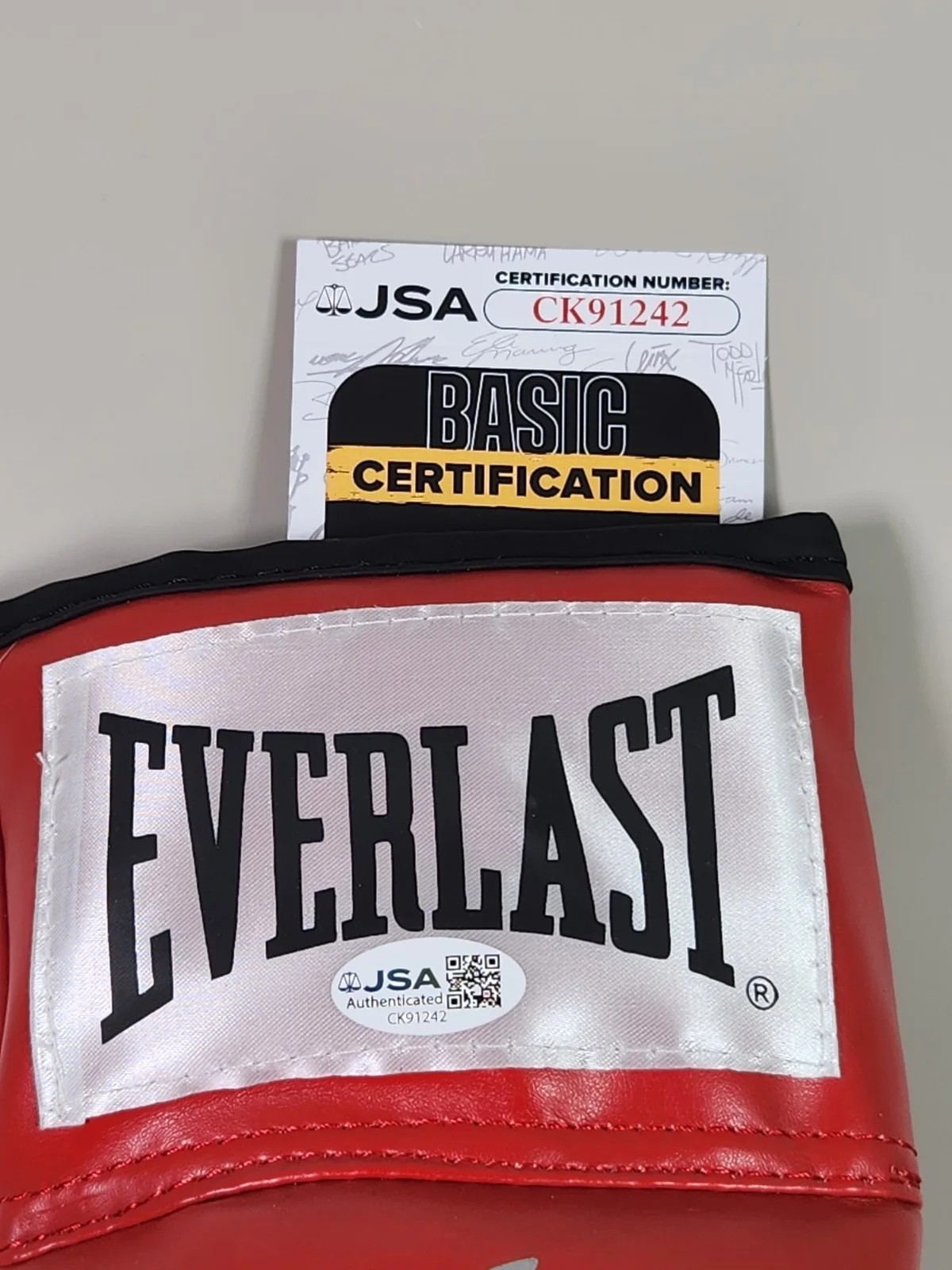 Dolph Lundgren — JSA Dolph Lundgren Signed Red Everlast Boxing Glove I Must Break You! Rocky IV B, изображение 5
