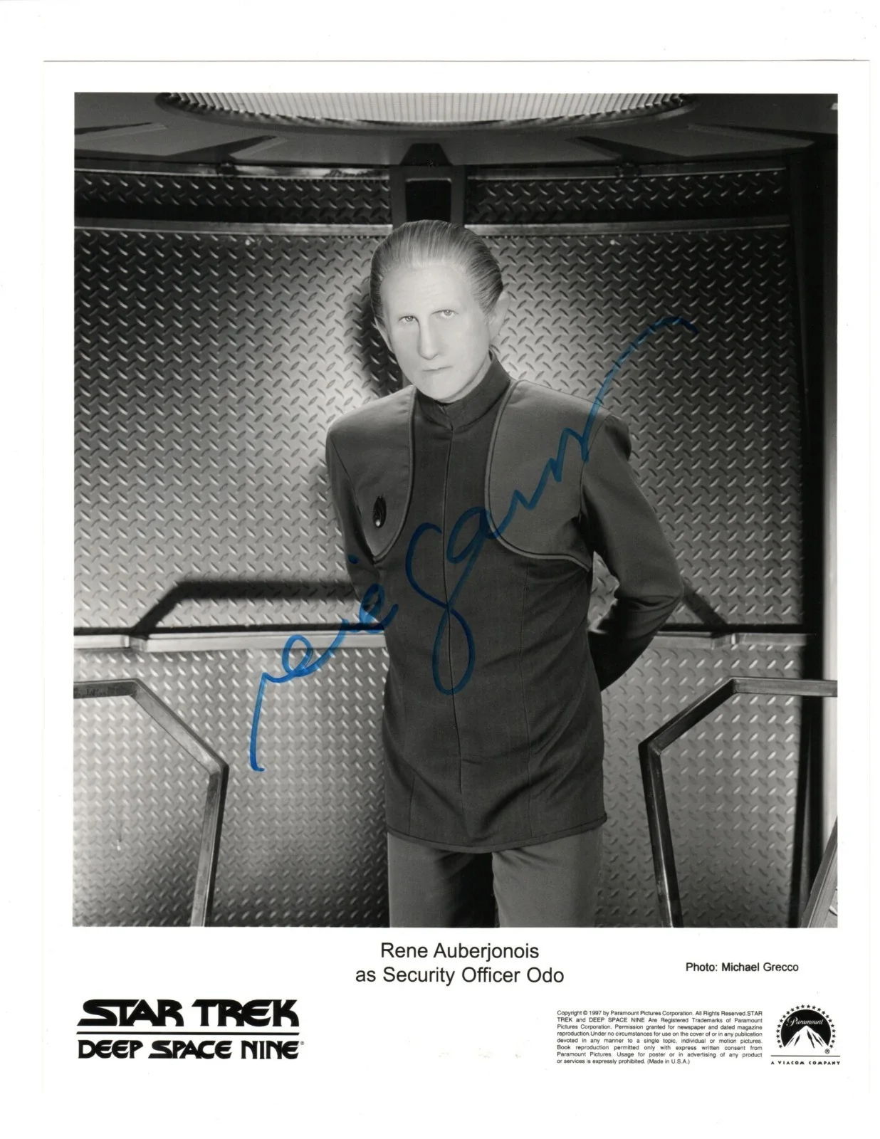 Rene Auberjonois — STAR TREK Autograph RENE AUBERJONOIS Signed 8X10 DEEP SPACE NINE Odo Photo COA