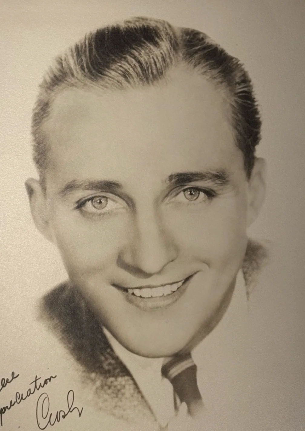 BING CROSBY — RARE ORIGINAL BING CROSBY AUTOGRAPH - CA 1930 PUBLICITY PHOTO, изображение 2