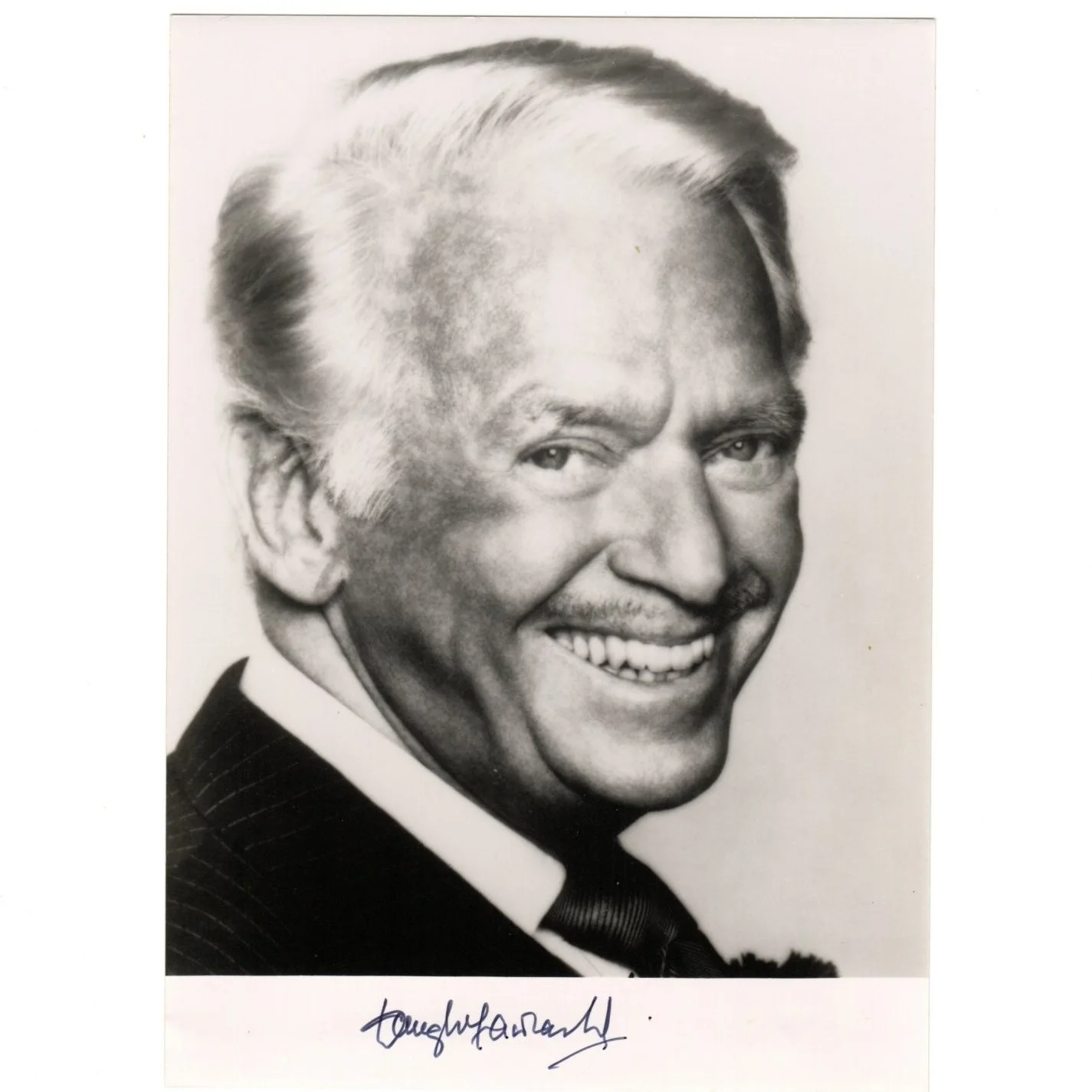 Douglas Fairbanks, Jr — DOUGLAS FAIRBANKS JR Autograph Signed 5X7 B&W 1970s Publicity Photo w/ COA
