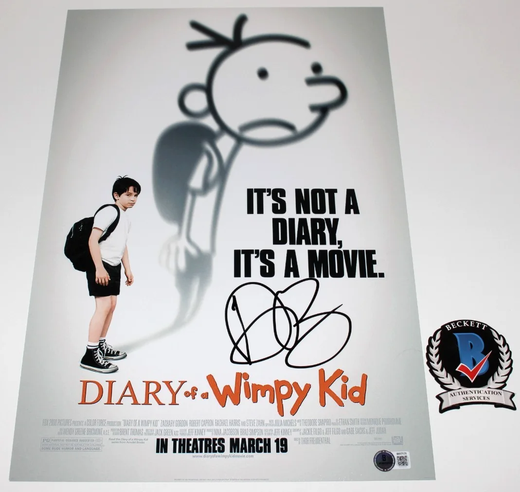 DEVON BOSTICK SIGNED 'DIARY OF A WIMPY KID' 12x18 MOVIE POSTER BECKETT BAS COA, изображение 2