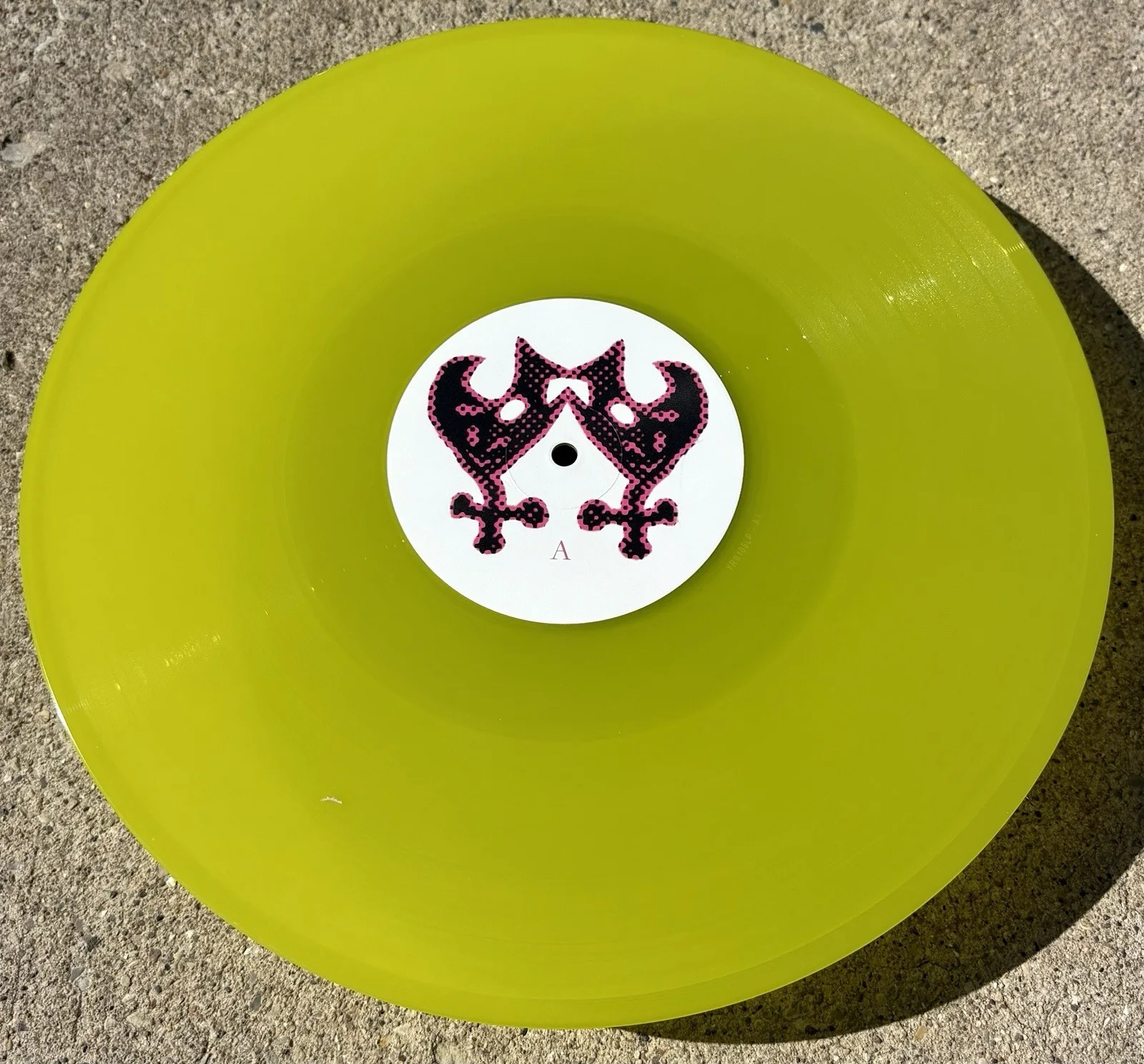 BLADEE SIGNED Exeter Colored Vinyl JSA COA, image 4