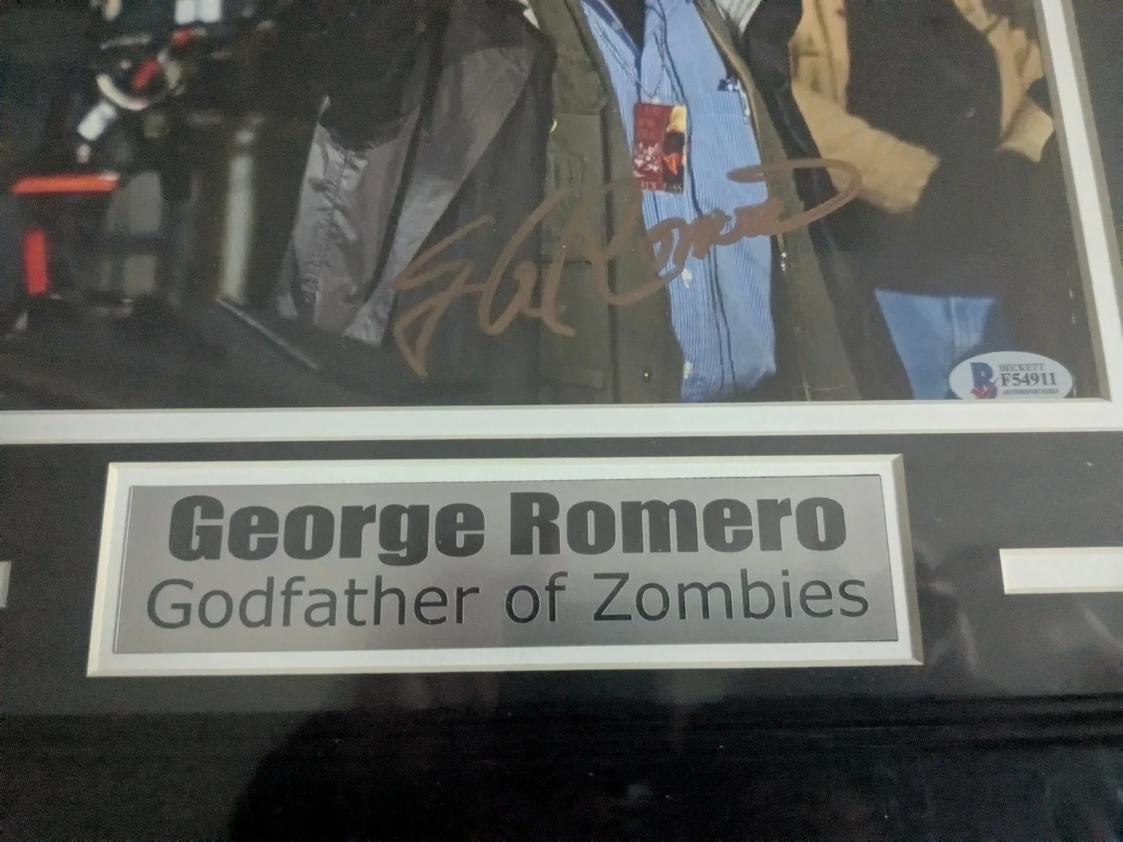 GEORGE ROMERO Signed 8x10 Photo Framed Filmaker Godfather of Zomies BSA COA A, изображение 2