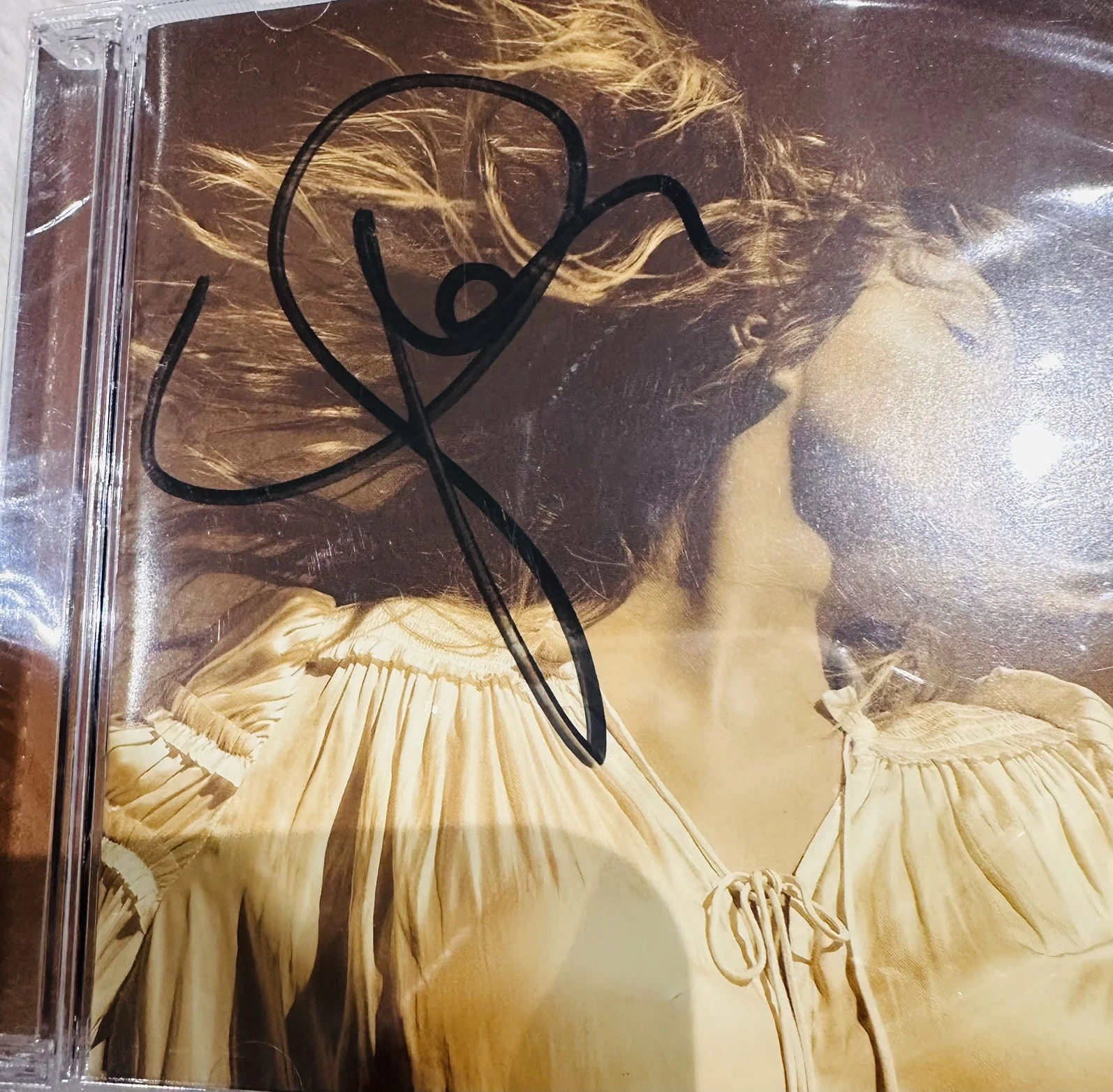 Taylor Swift Fearless (Taylor’s Version) Signed CD SEALED Authentic, image 3