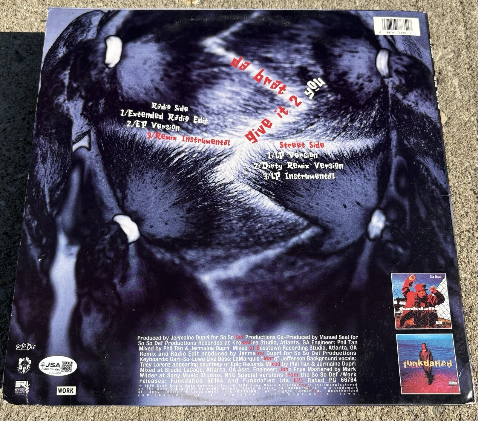 DA BRAT SIGNED Give It 2 You Vinyl JSA COA RAP HIP HOP, image 3