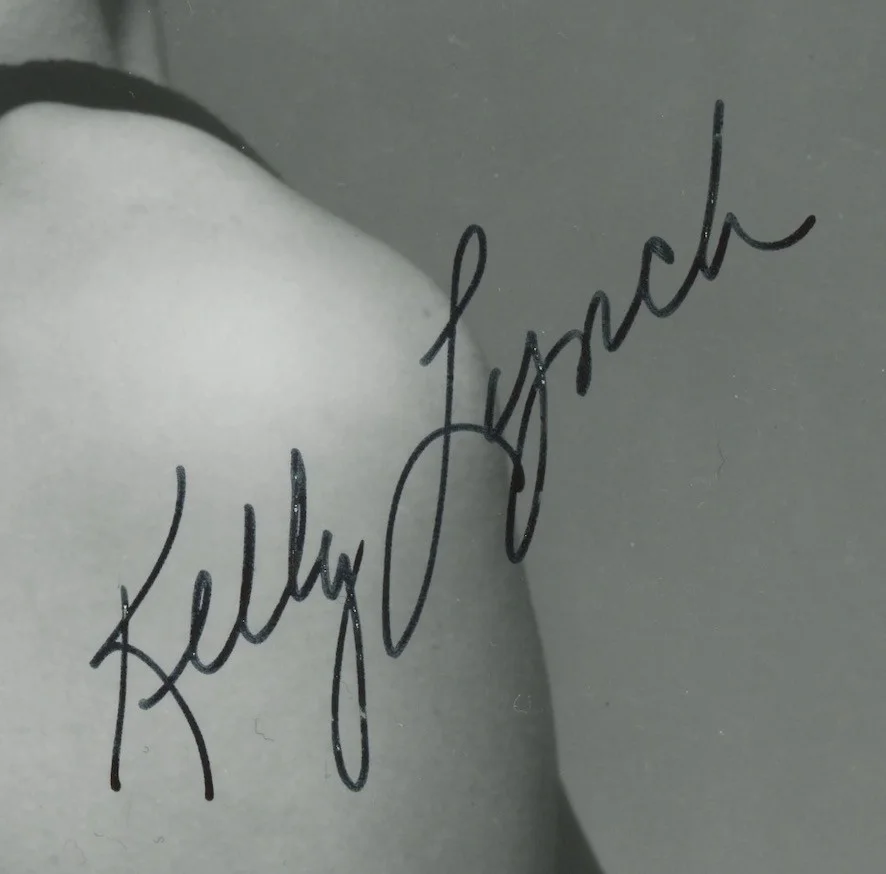 Kelly Lynch Road House Autographed Signed 8x10 Photo AMCo COA, image 2
