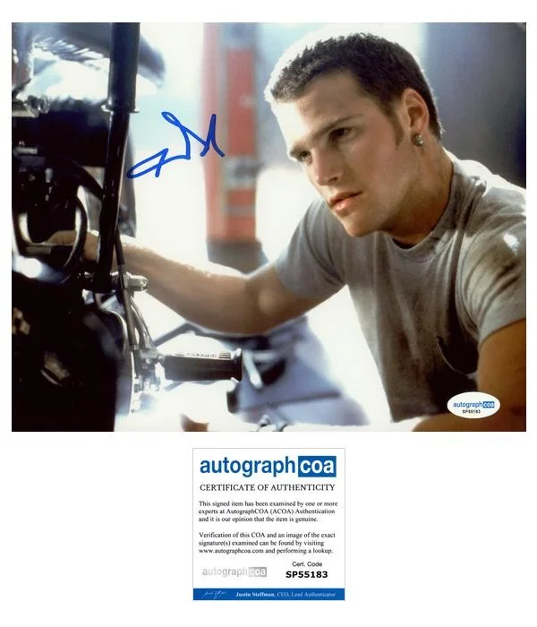 Chris O'Donnell — Chris O'Donnell "Batman Forever" AUTOGRAPH Signed 'Dick Grayson' 8x10 Photo ACOA