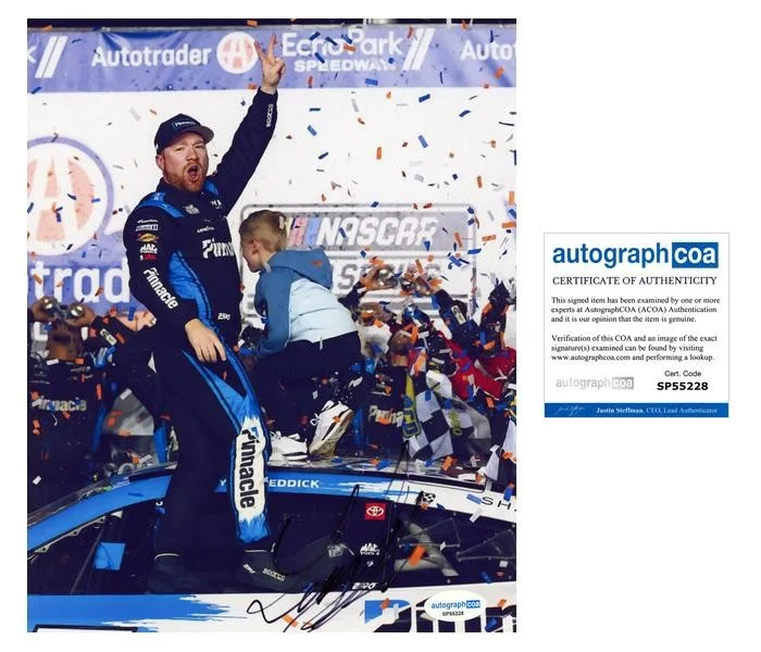 Tyler Reddick — Tyler Reddick AUTOGRAPH Signed Autotrader 400 NASCAR Racing 8x10 Photo ACOA