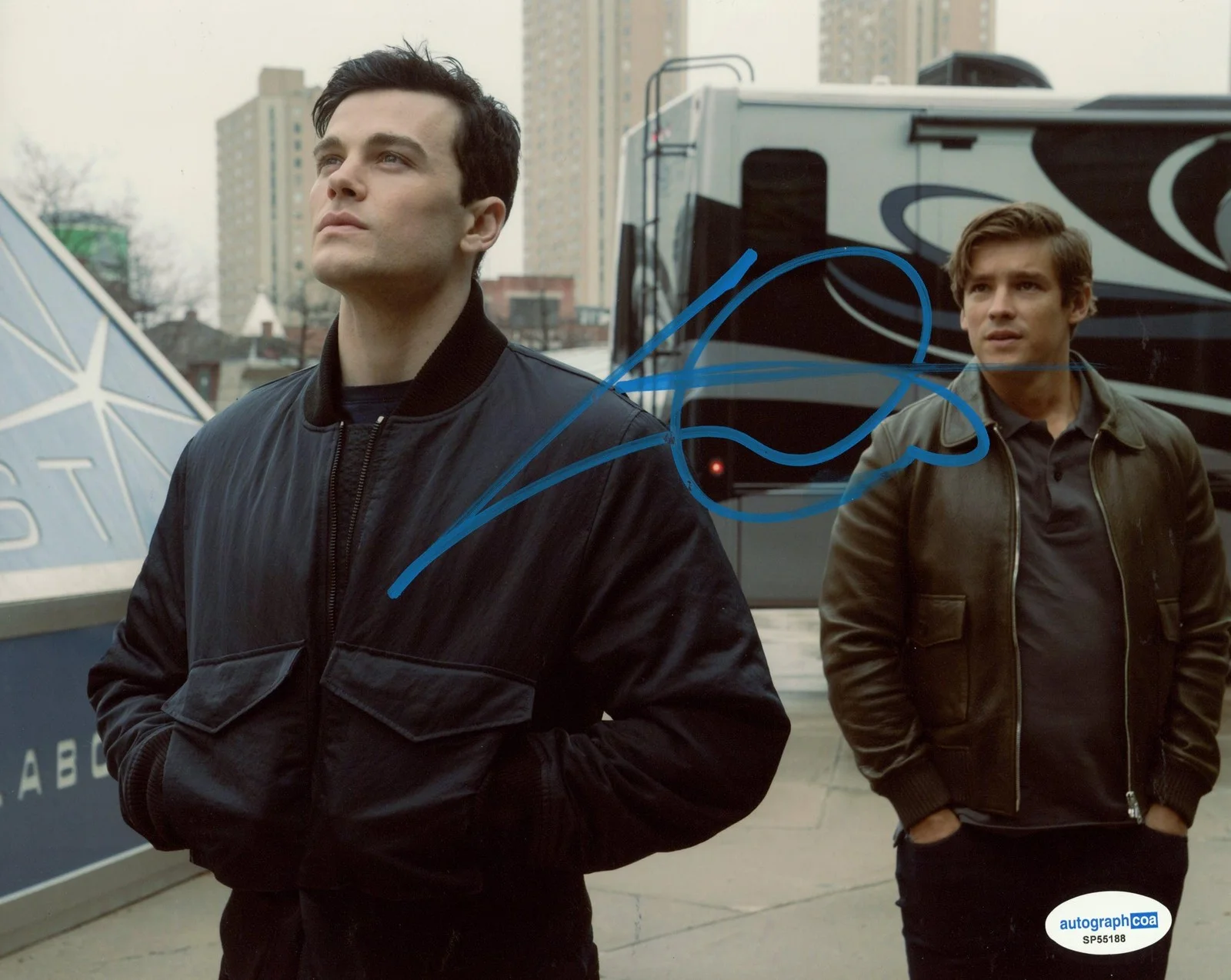 Joshua Orpin — Joshua Orpin "Titans" AUTOGRAPH Signed 'Conner Kent/Superboy' 8x10 Photo ACOA, image 2