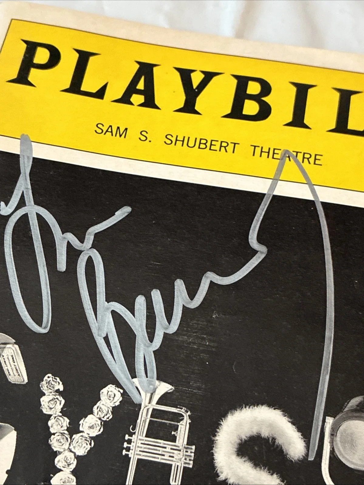 Bernadette Peters — Bernadette Peters SIGNED Broadway Playbill GYPSY April 2004, image 2