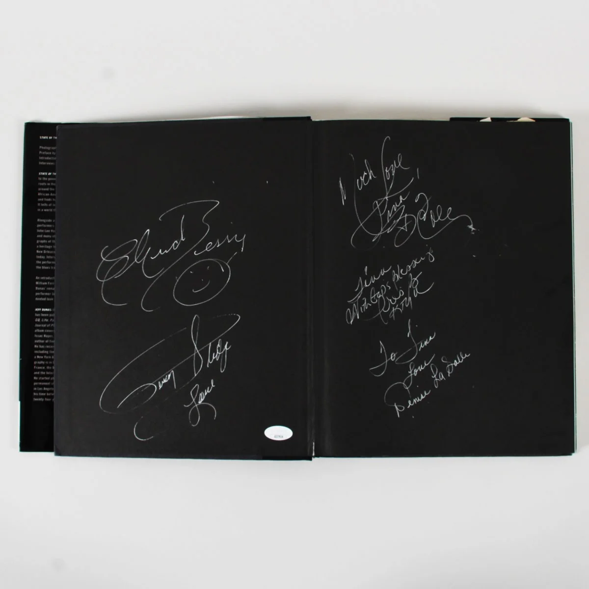 State of The Blues Multi Signed Book 60+ Signatures Incl. Chuck Berry – COA JSA, image 2