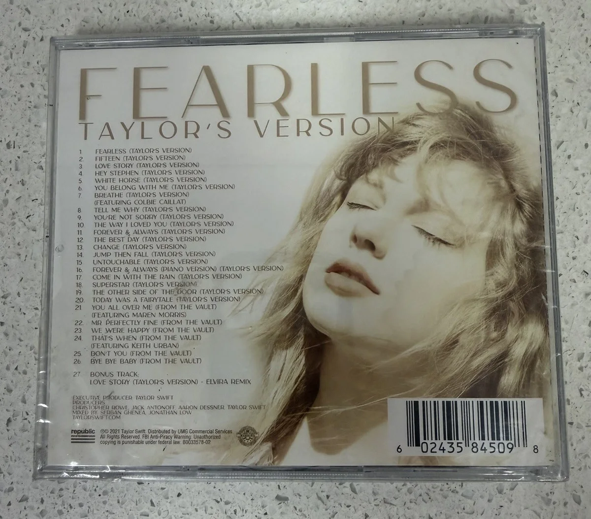Taylor Swift | Fearless (Taylor’s Version) — Signed CD | Sealed, Clean Signature, image 5