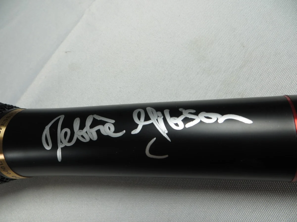 Debbie Gibson Signed Autographed Microphone Lost in Your Eyes JSA CK94240, изображение 2