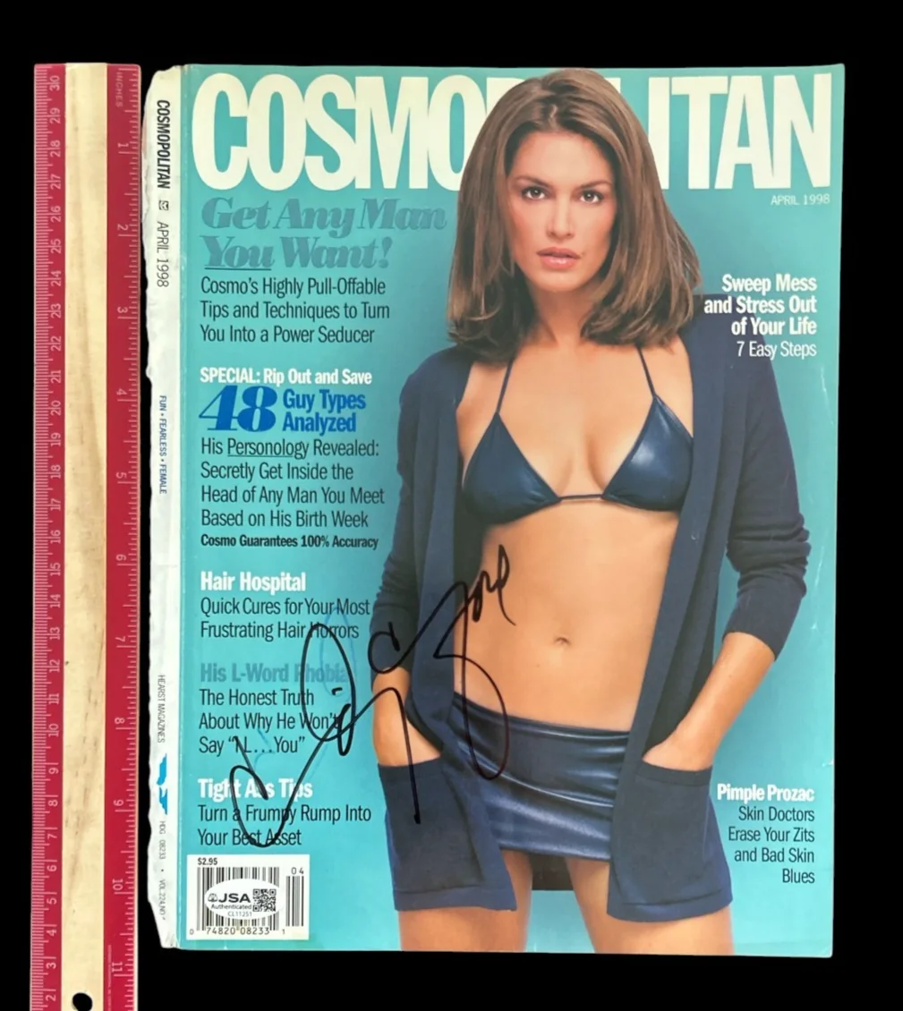 CINDY CRAWFORD — 04/1998 CINDY CRAWFORD AUTOGRAPHED HAND SIGNED MAGAZINE COVER JSA/COA