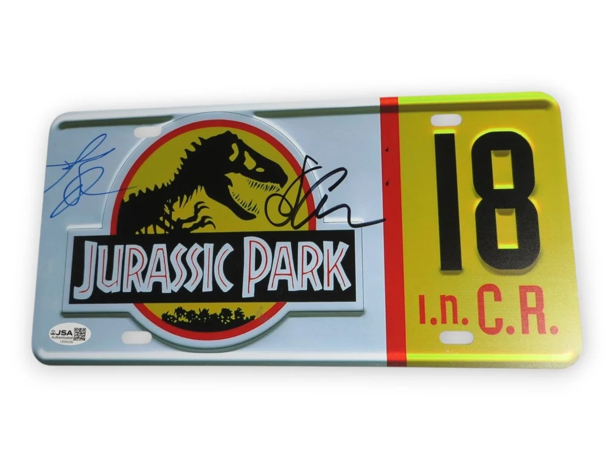 Jeff Goldblum, Laura Dern — Jeff Goldblum Laura Dern Autographed Liscense Plate Juarassic Park JSA CK94306