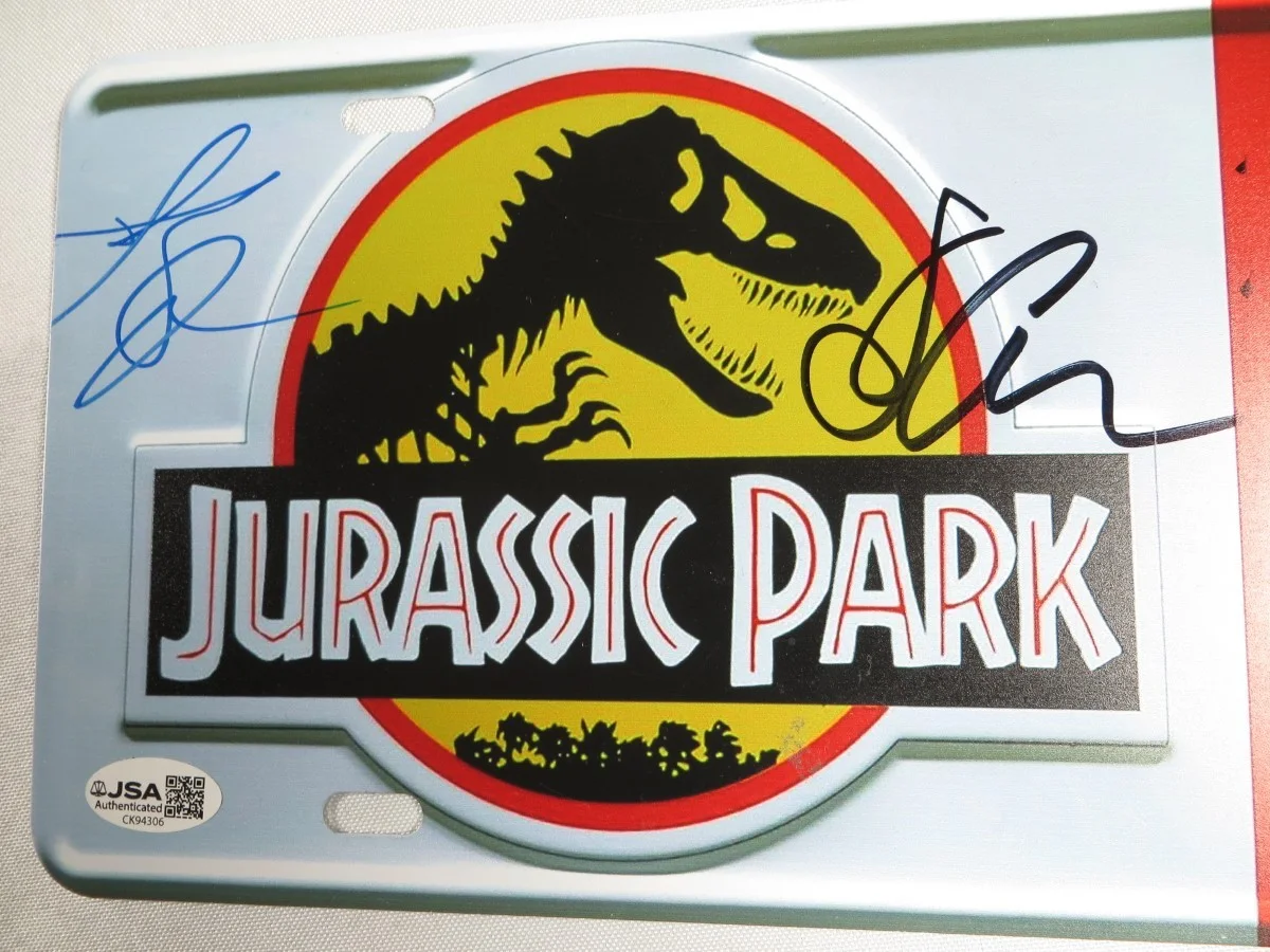 Jeff Goldblum, Laura Dern — Jeff Goldblum Laura Dern Autographed Liscense Plate Juarassic Park JSA CK94306, изображение 2