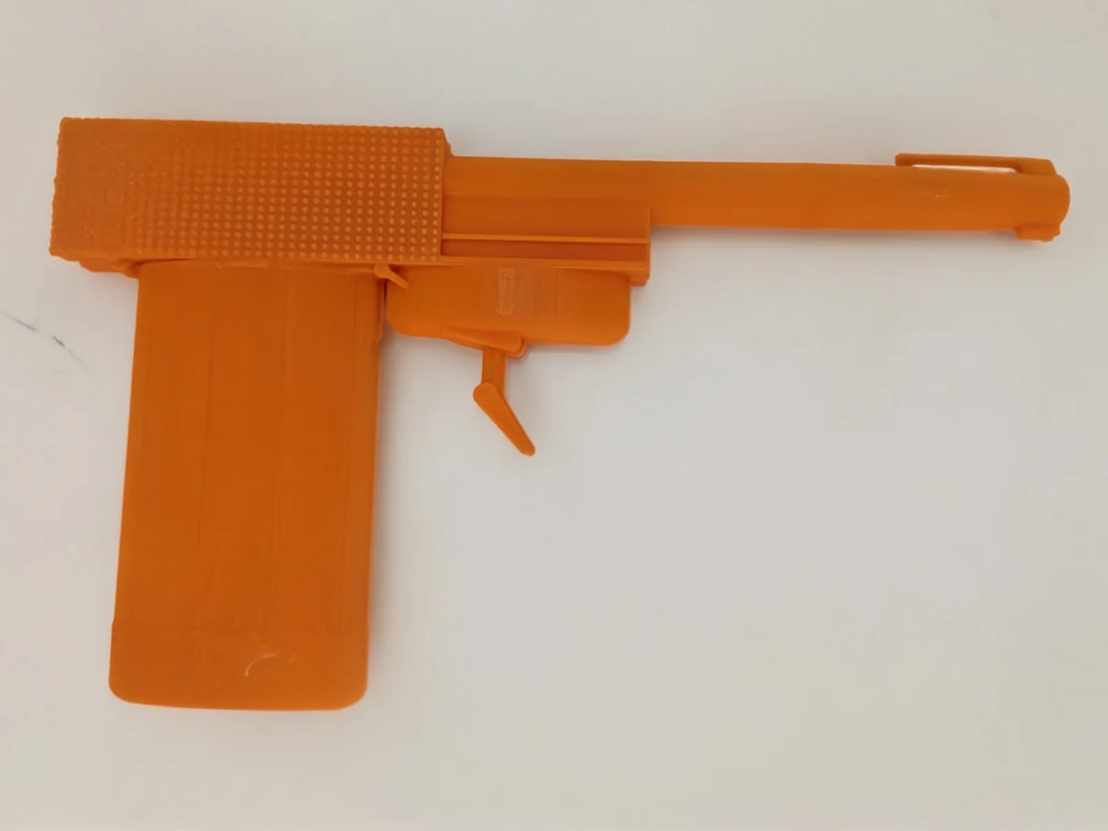 007 James Bond 'The Man with the golden gun' Francisco Scaramanga golden gun..., изображение 4